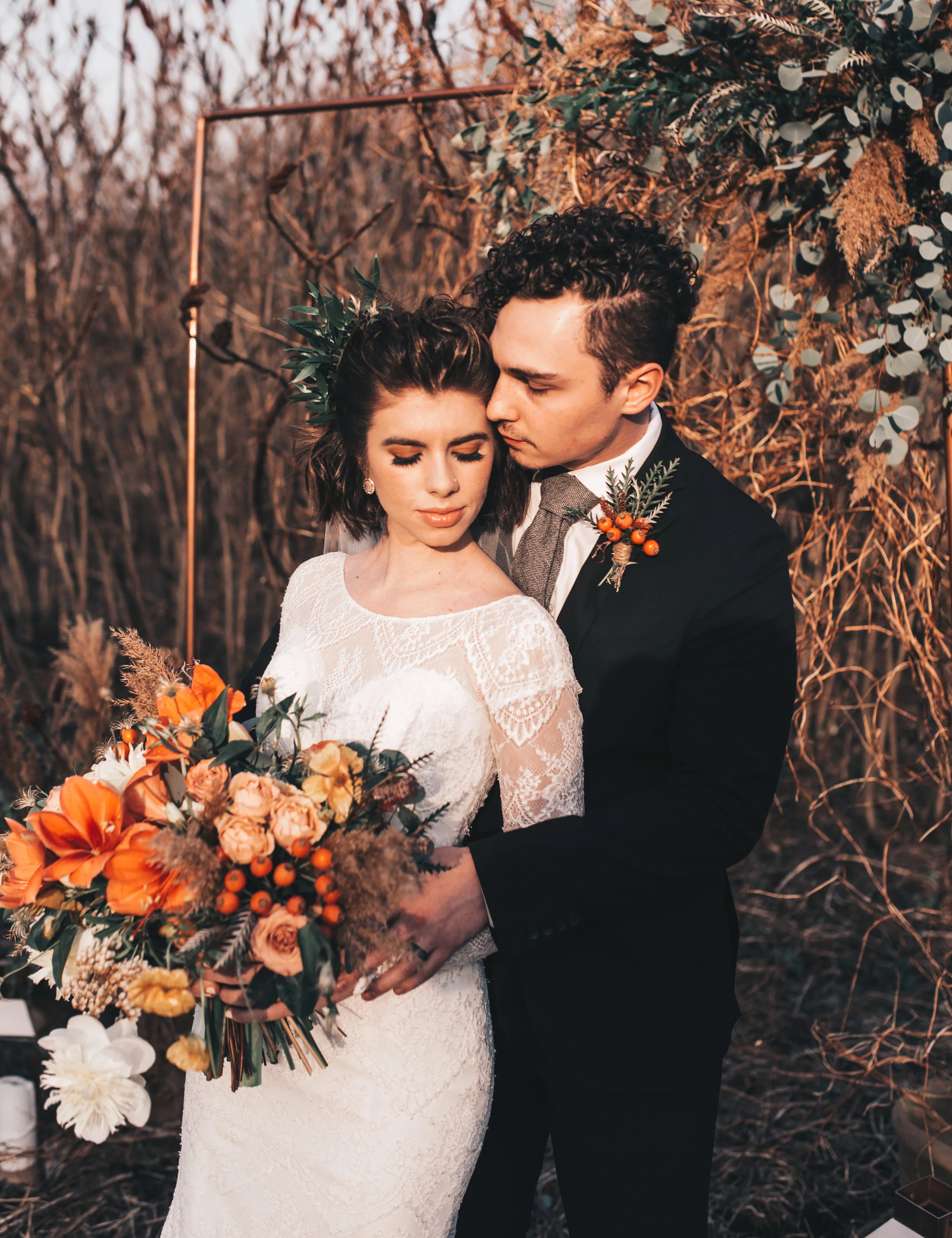 Wedding photography, elopement, adventurous elopement, boho bride, outdoor vow renewal, boho elopement picnic, outdoor wedding, midwest elopement, elopement pictures