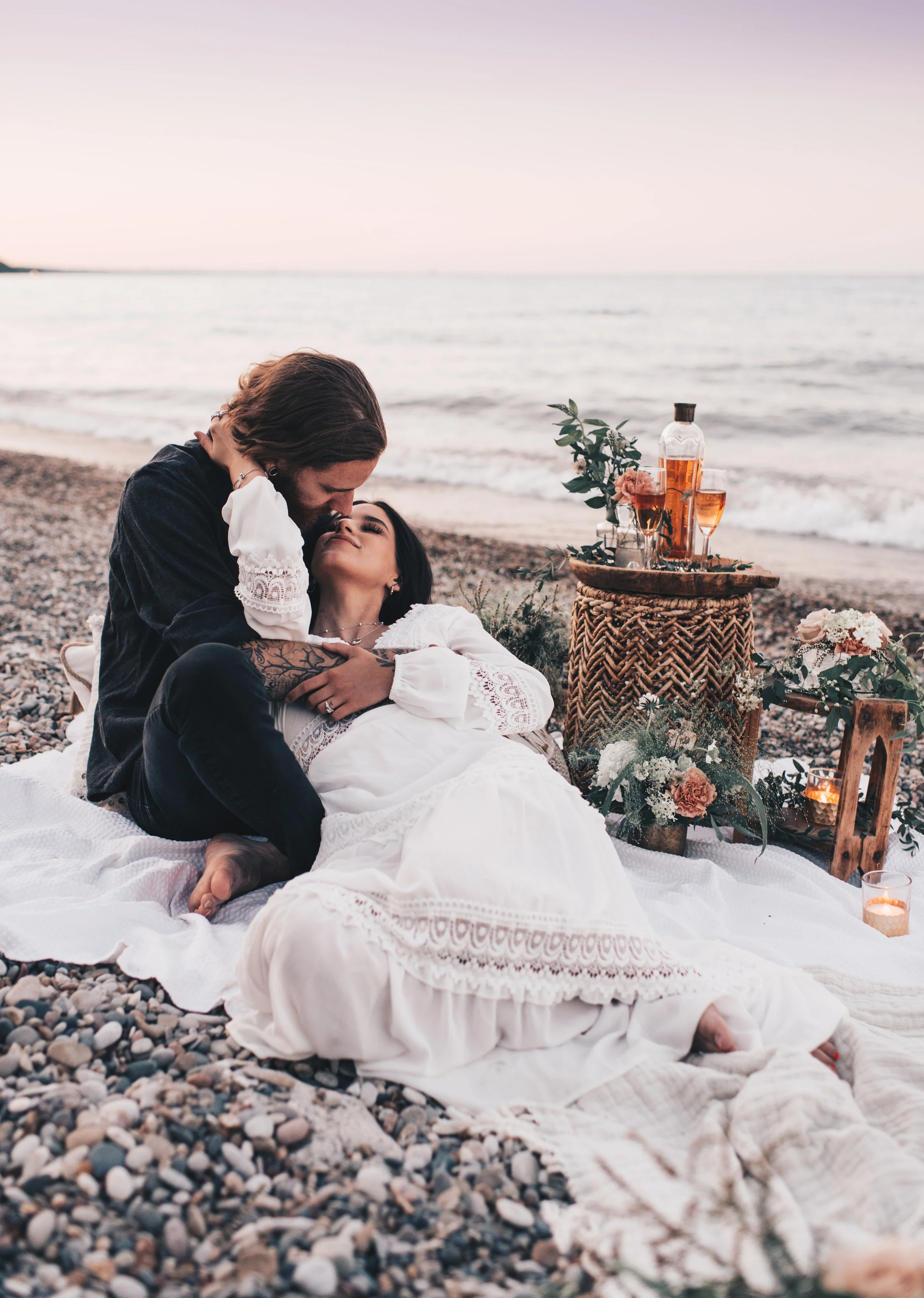 Lake Michigan Beach Picnic Elopement // Highland Park, Illinois // Tyler &amp; Ella