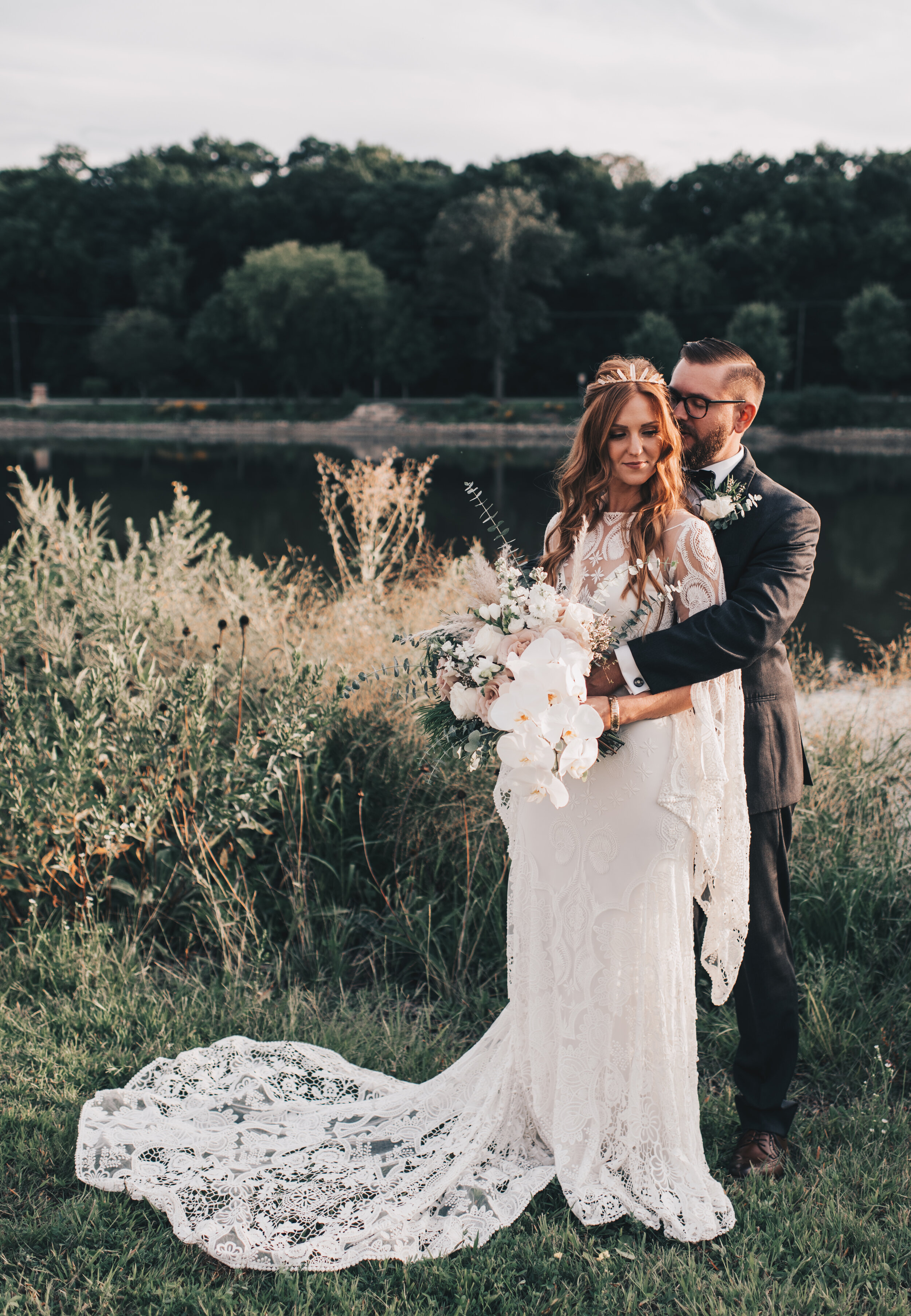 Modern Industrial Wedding, The Brix on the Fox, The BRIX, Chicago Industrial Wedding, Modern Midwest Wedding, The Brix on the Fox Wedding, The BRIX Wedding, Outdoor Boho Bride and Groom Photos