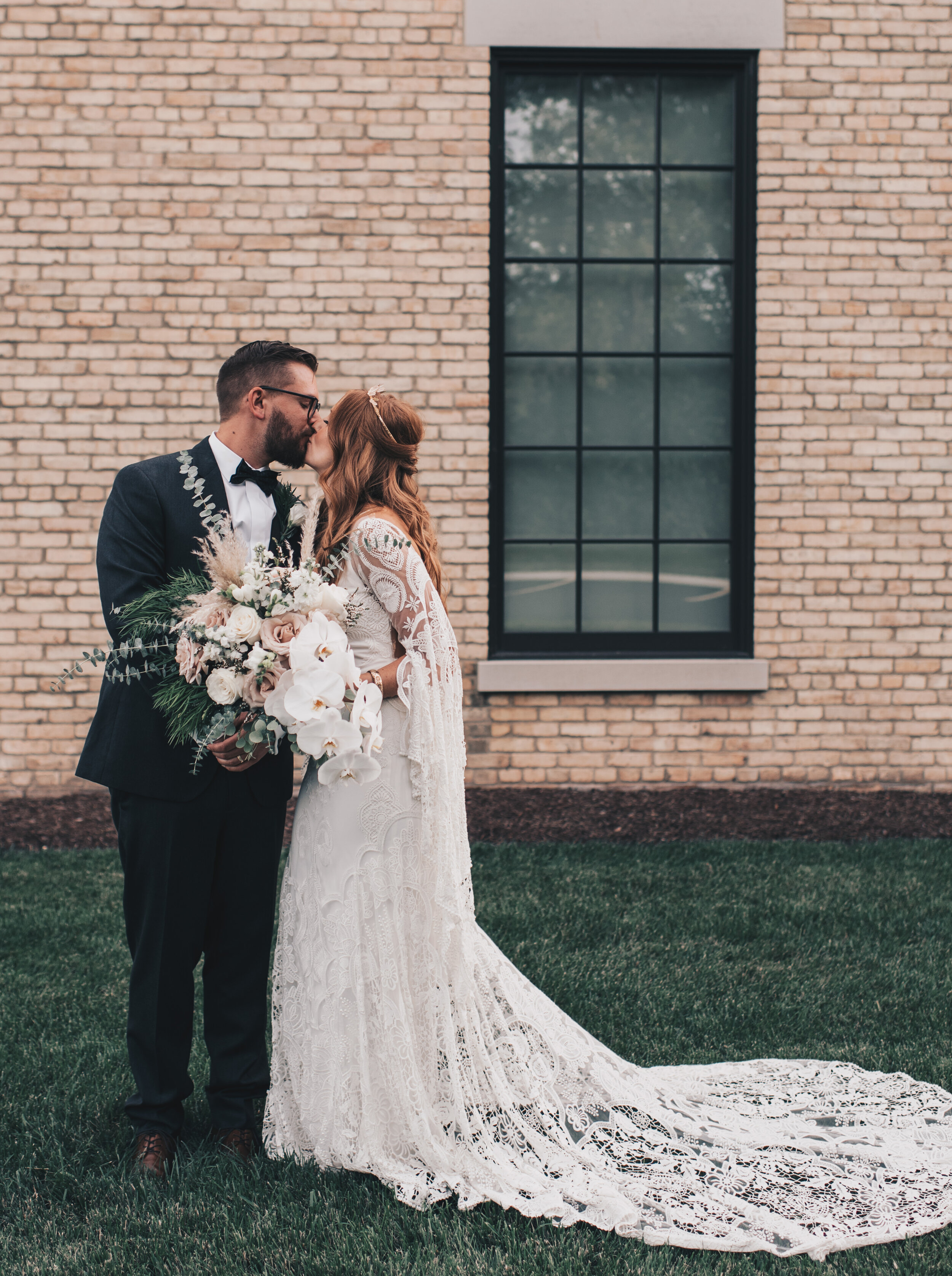 Modern Industrial Wedding, The Brix on the Fox, The BRIX, Chicago Industrial Wedding, Modern Midwest Wedding, The Brix on the Fox Wedding, The BRIX Wedding, Outdoor Boho Bride and Groom Photos