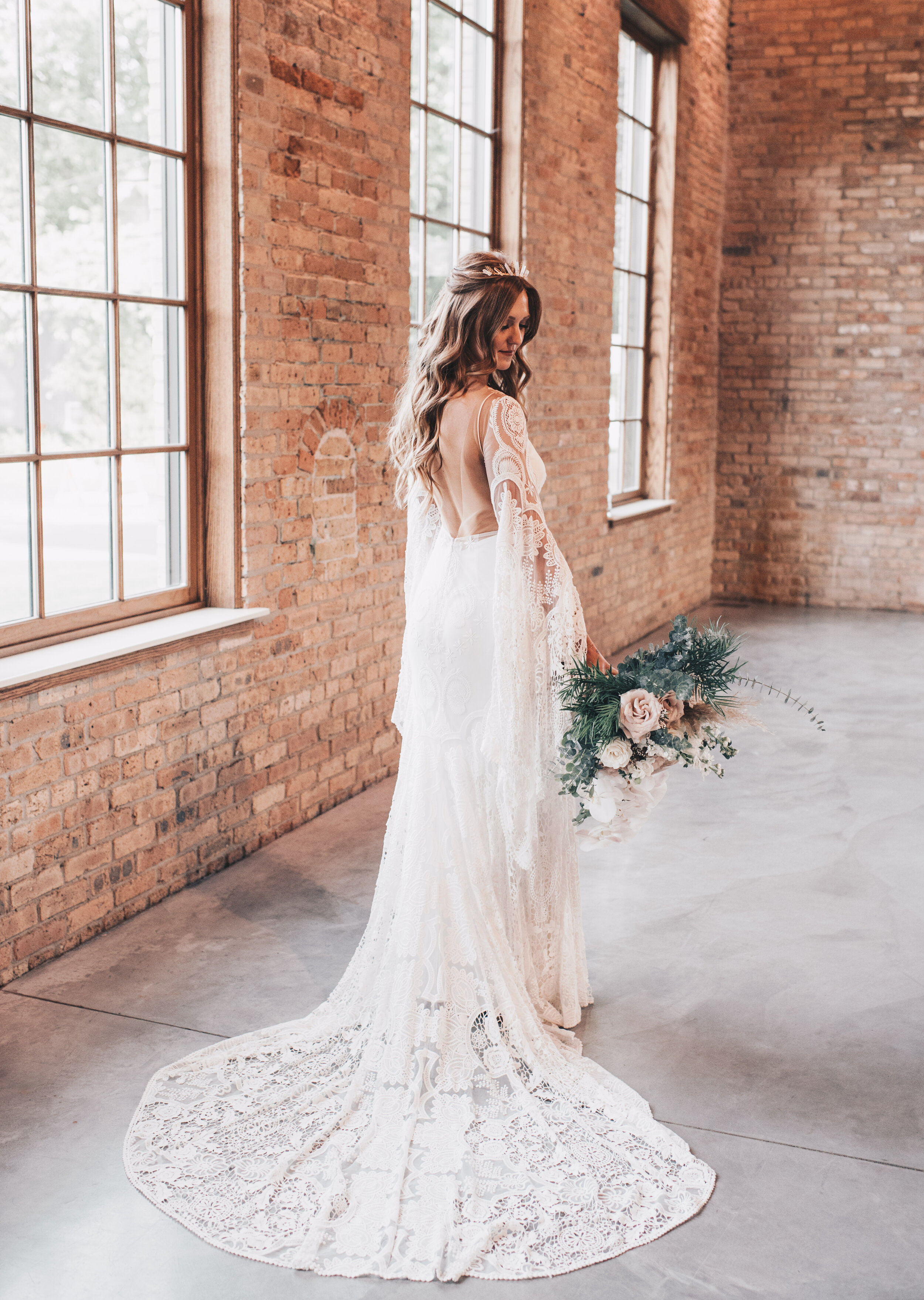 Modern Industrial Wedding, The Brix on the Fox, The BRIX, Chicago Industrial Wedding, Modern Midwest Wedding, The Brix on the Fox Wedding, The BRIX Wedding, Industrial Modern Boho Bride