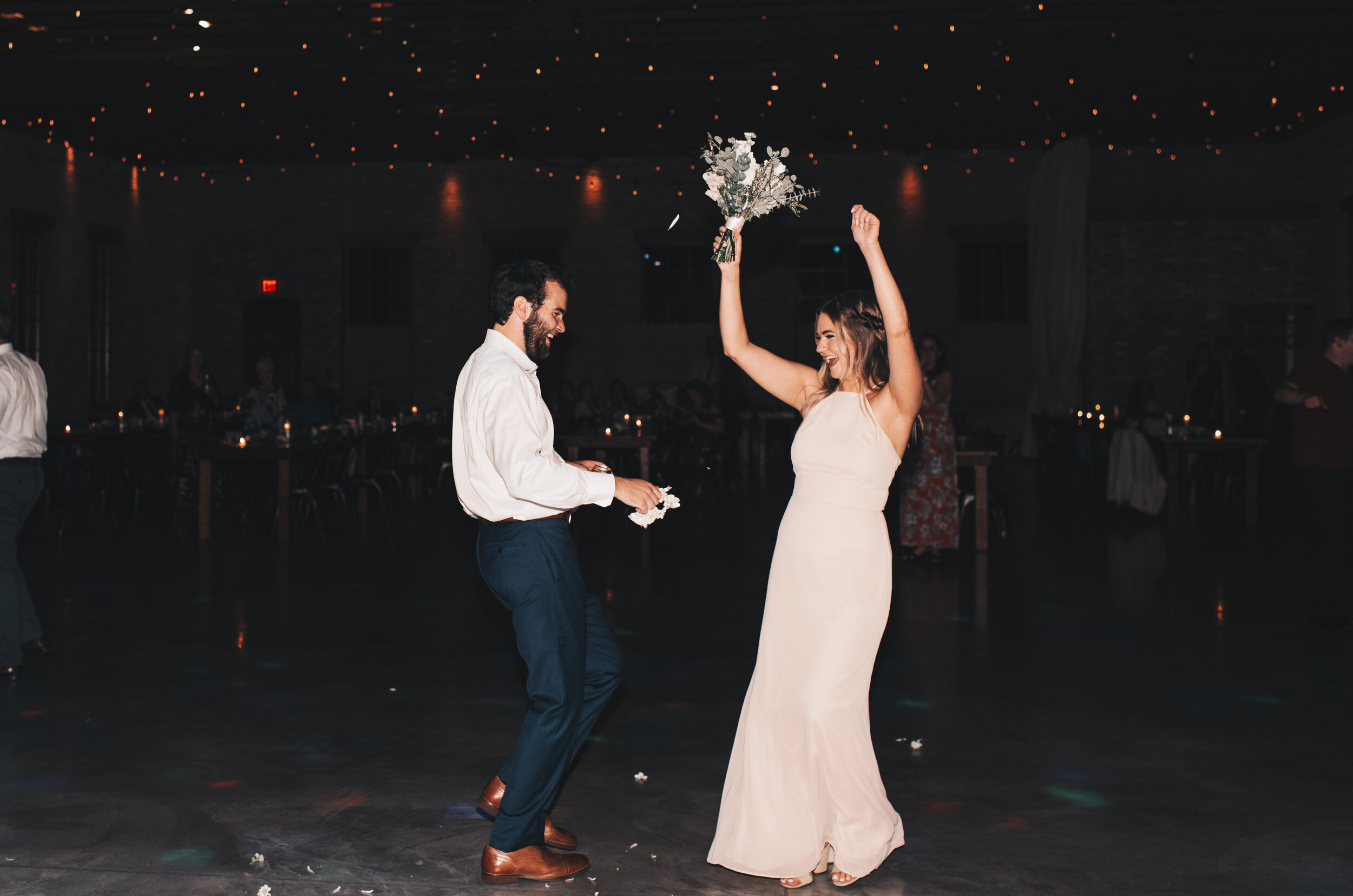 Modern Industrial Wedding, The Brix on the Fox, The BRIX, Chicago Industrial Wedding, Modern Midwest Wedding, The Brix on the Fox Wedding, The BRIX Wedding, Wedding Dancing Photos