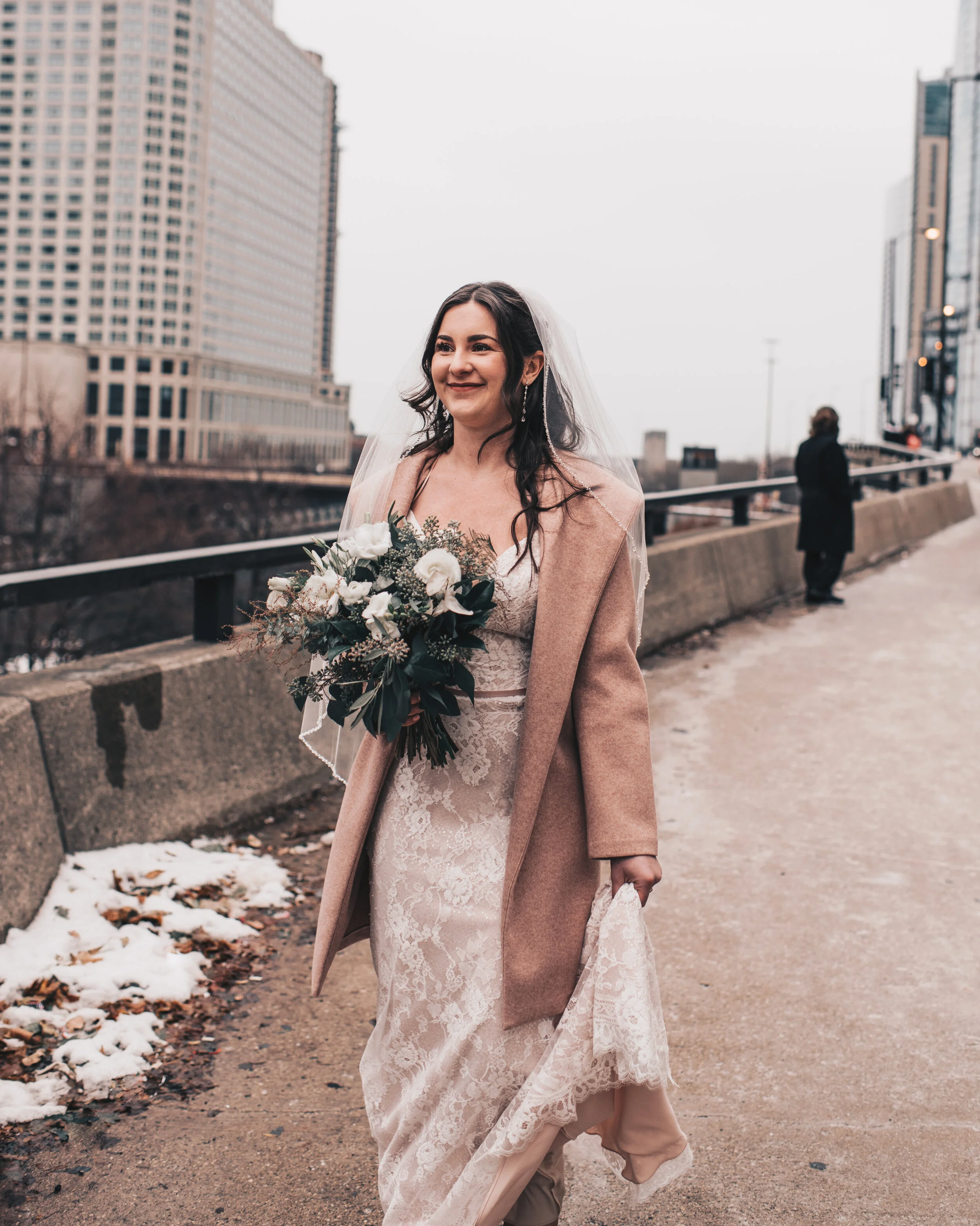 Chicago Wedding Photos, Chicago Elopement, Modern Elegant Simple Wedding, Chicago Modern Elopement