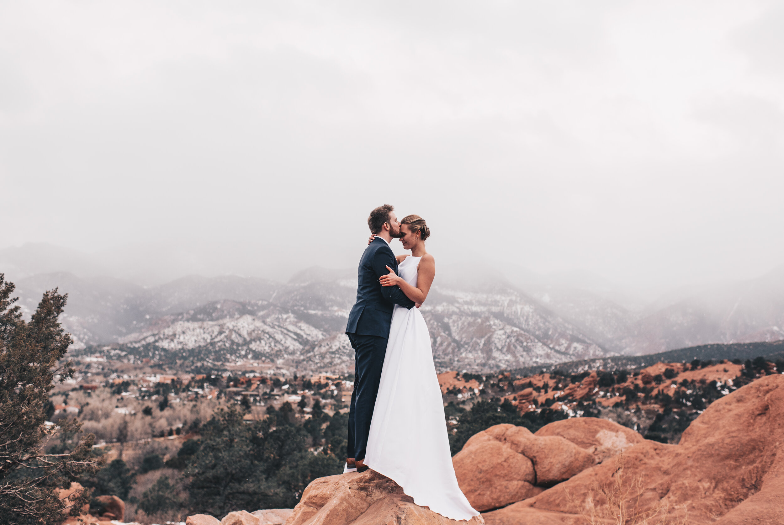 Garden of the Gods Wedding, Garden of the Gods Elopement, Colorado Mountain Wedding, Colorado Mountain Elopement, Colorado Springs Wedding, Mountain Elopement Photos, Mountain Wedding Photos