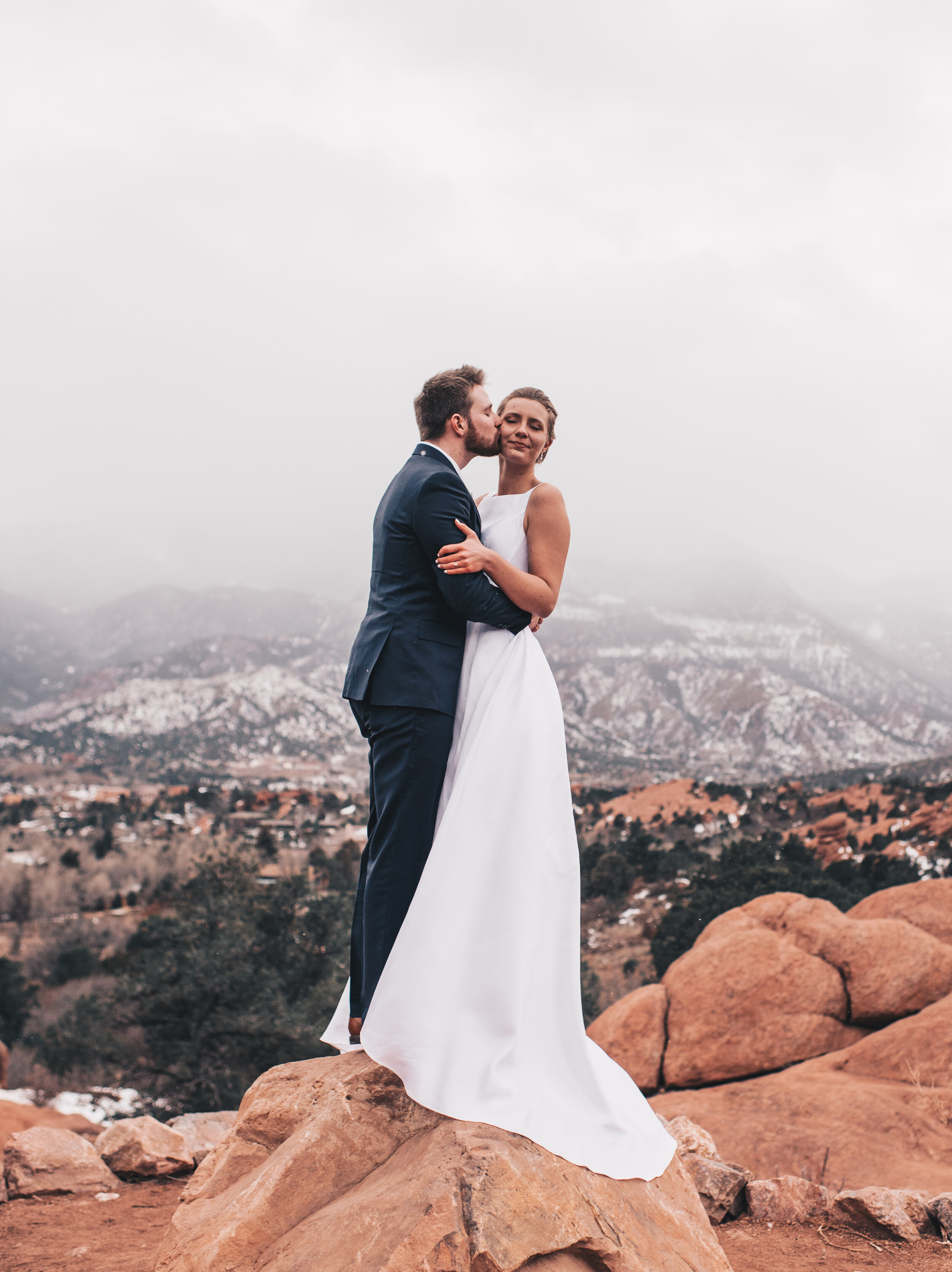 Garden of the Gods Wedding, Garden of the Gods Elopement, Colorado Mountain Wedding, Colorado Mountain Elopement, Colorado Springs Wedding, Mountain Elopement Photos, Mountain Wedding Photos