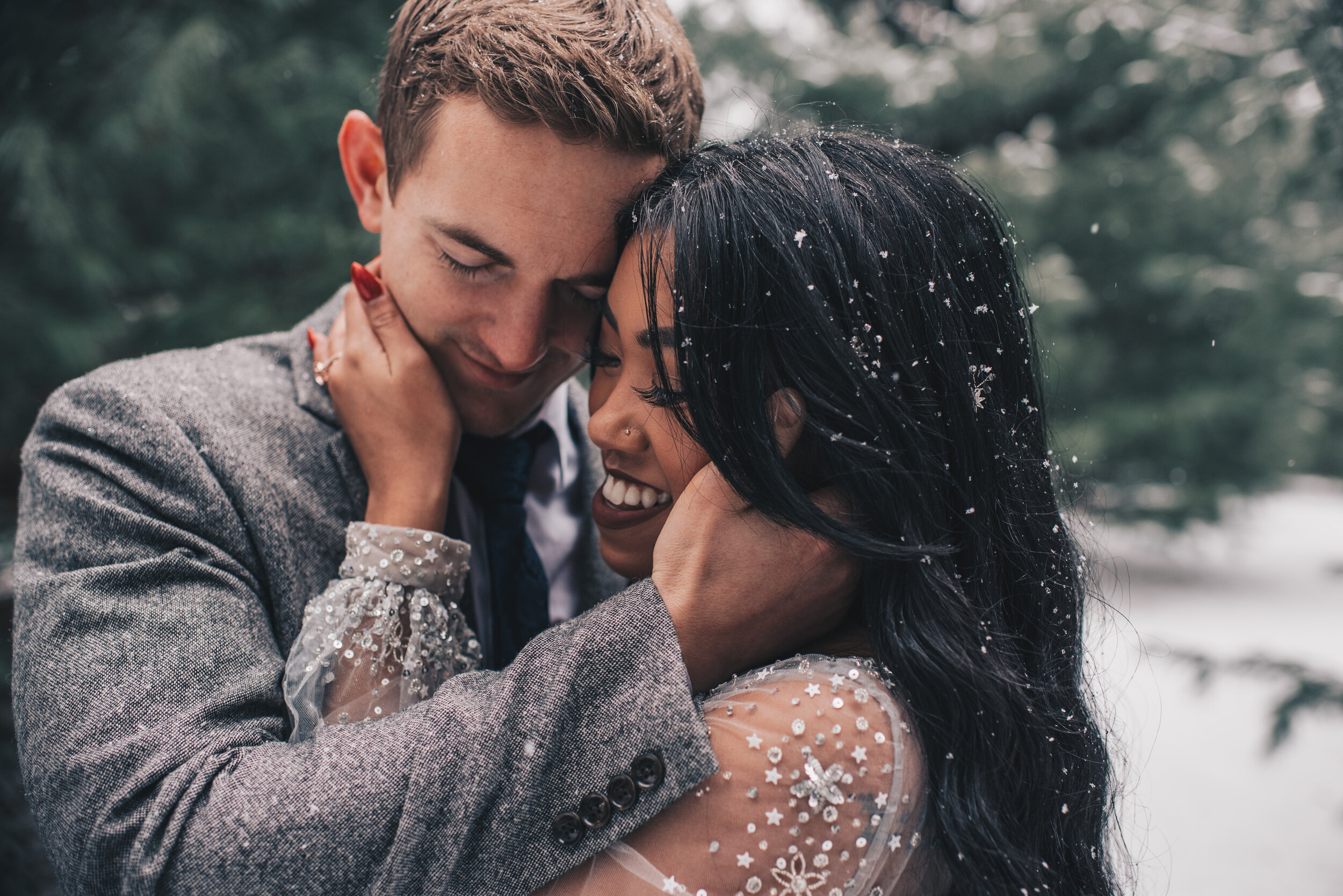 Winter Bridals, Winter Wedding, Bride and Groom Winter Wedding Photos, Adventure Winter Wedding, Winter Wedding Photos, Adventure Winter Elopement, Winter Elopement, Dreamy Winter Wedding