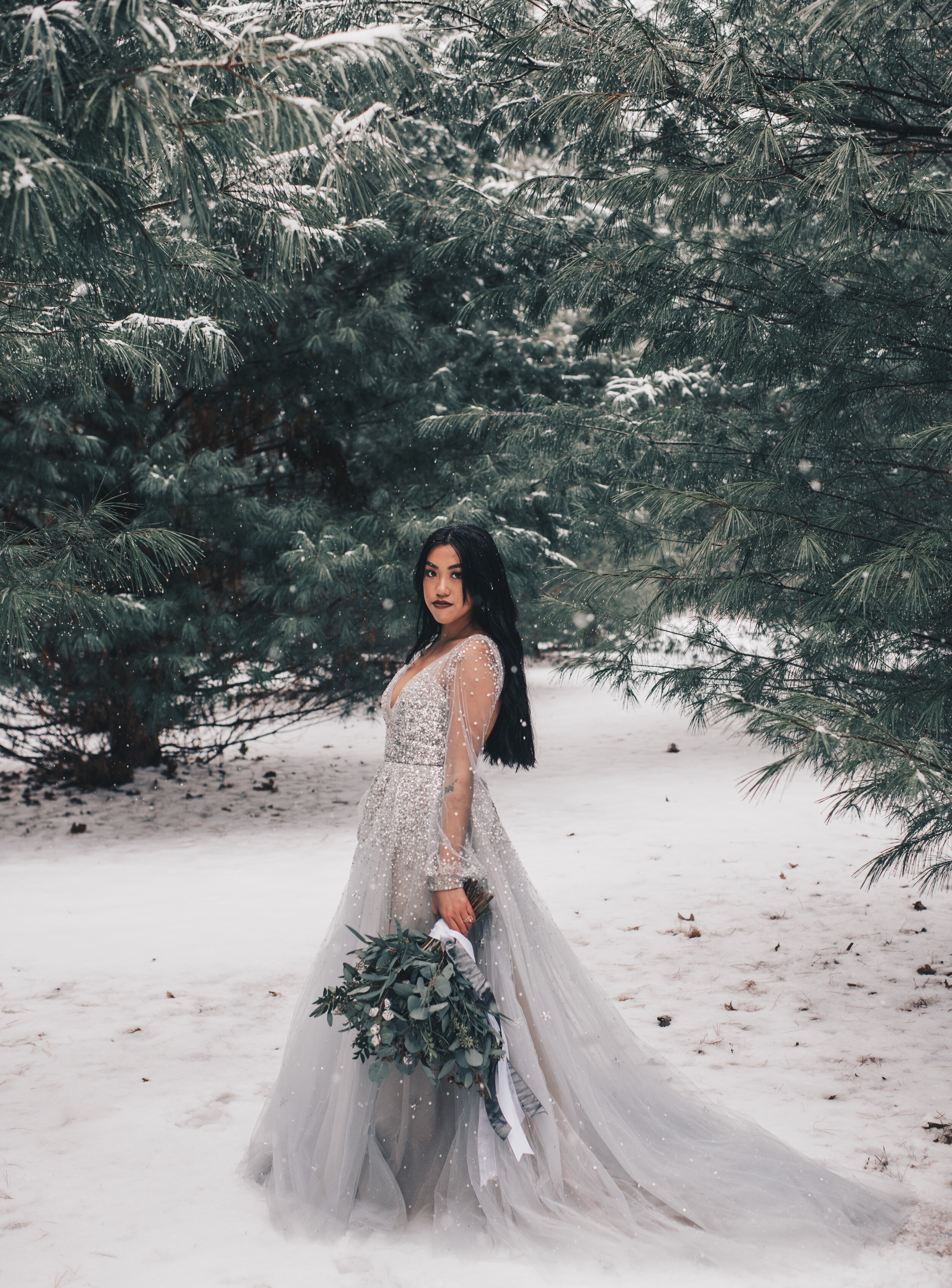 Winter Bridals, Winter Wedding, Bride and Groom Winter Wedding Photos, Adventure Winter Wedding, Winter Wedding Photos, Adventure Winter Elopement, Winter Elopement, Dreamy Winter Wedding