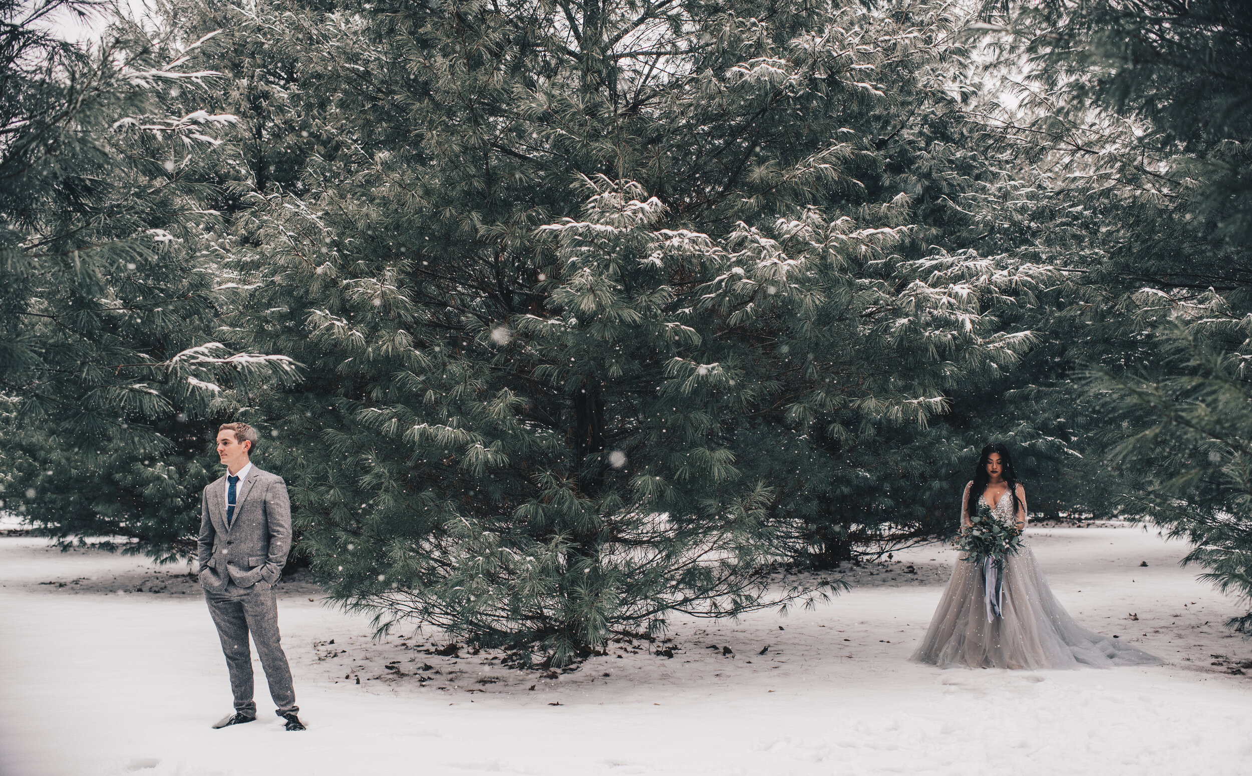 Winter Bridals, Winter Wedding, Bride and Groom Winter Wedding Photos, Adventure Winter Wedding, Winter Wedding Photos, Adventure Winter Elopement, Winter Elopement, Dreamy Winter Wedding