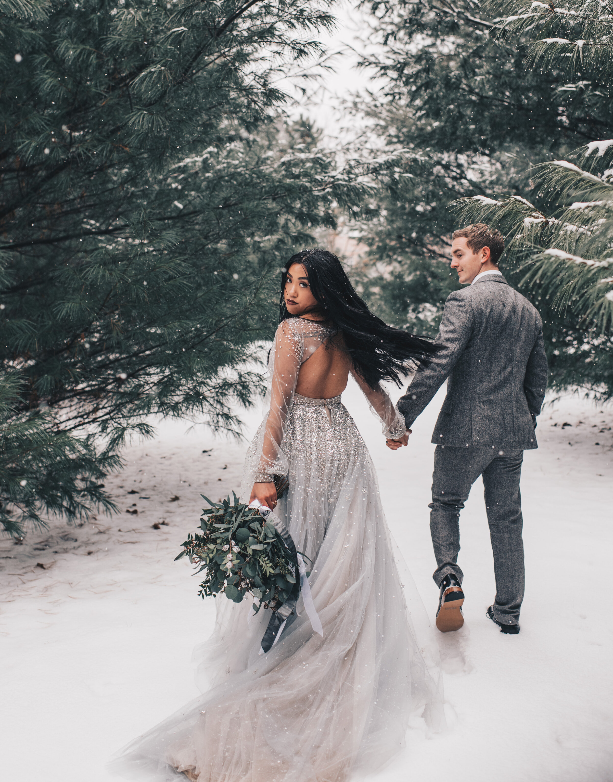 Winter Bridals, Winter Wedding, Bride and Groom Winter Wedding Photos, Adventure Winter Wedding, Winter Wedding Photos, Adventure Winter Elopement, Winter Elopement, Dreamy Winter Wedding