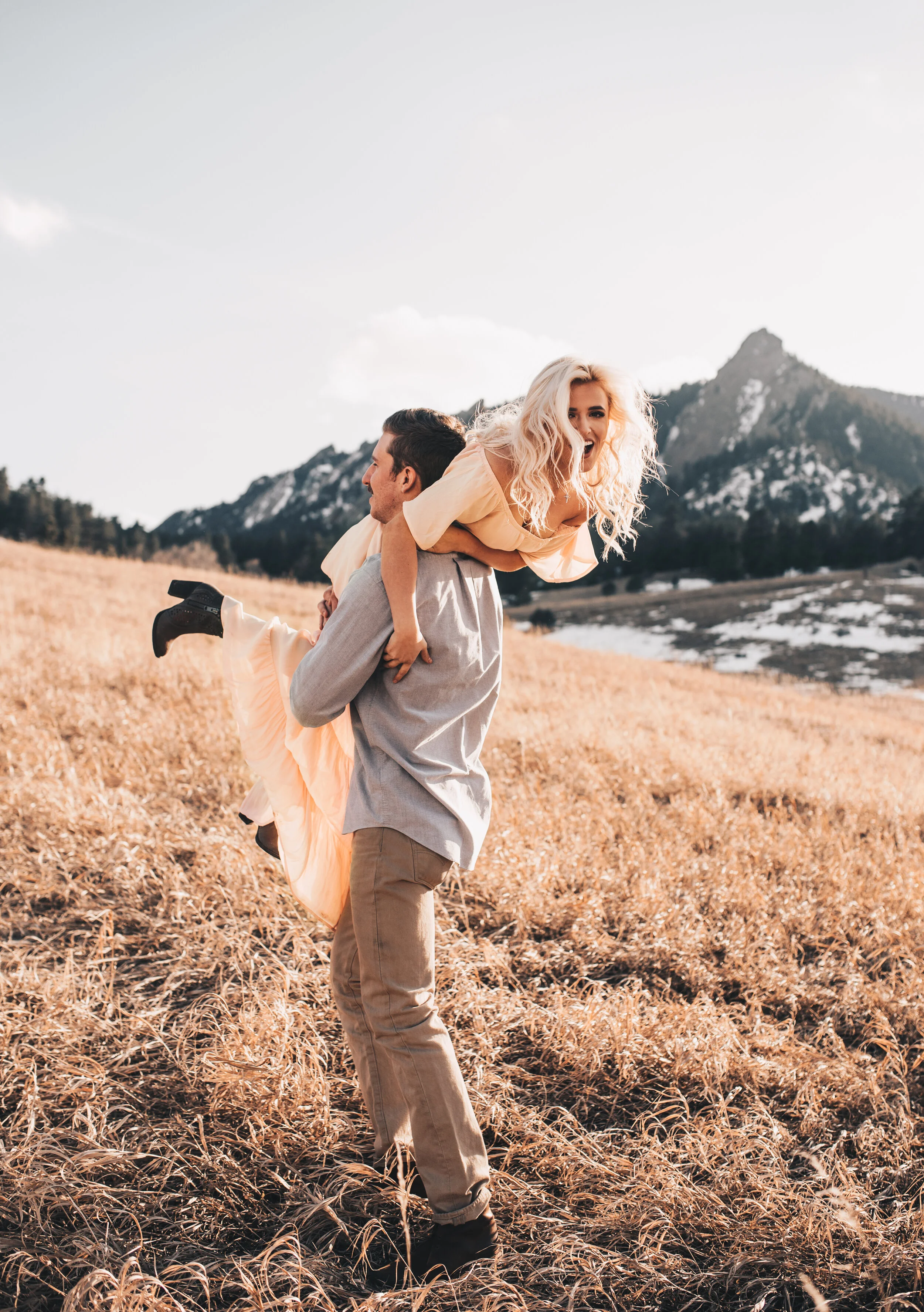 Chautauqua Park couples session, Chautauqua park engagement session, Boulder engagement photos, Boulder wedding, mountain couples phots, Colorado elopement, Colorado mountain engagement