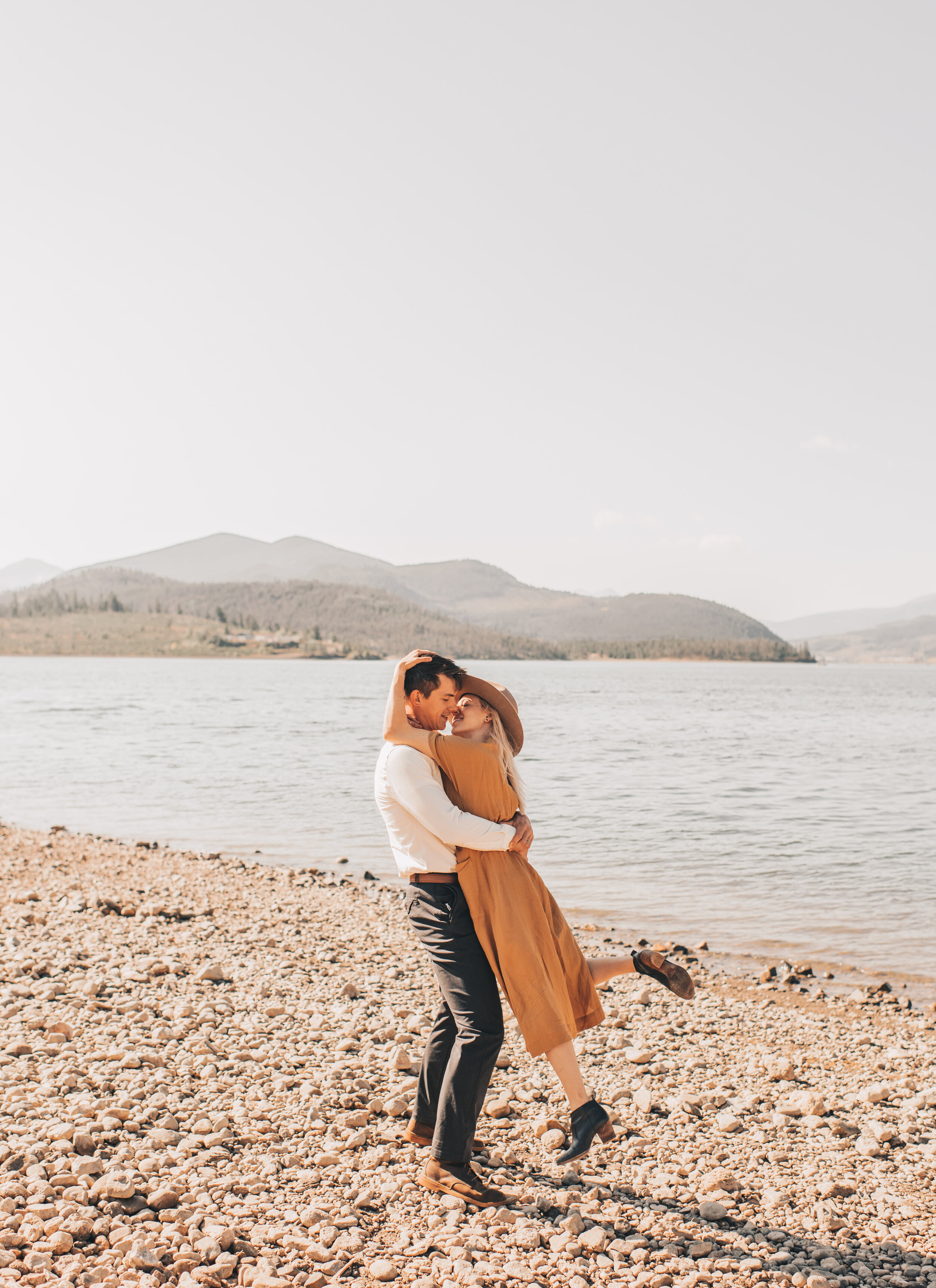 Colorado Couples Photos, Colorado Engagement Session, Dillon Reservoir Couples Photos, Mountain Couples Photos, Frisco Engagement Photos, Adventurous Couples