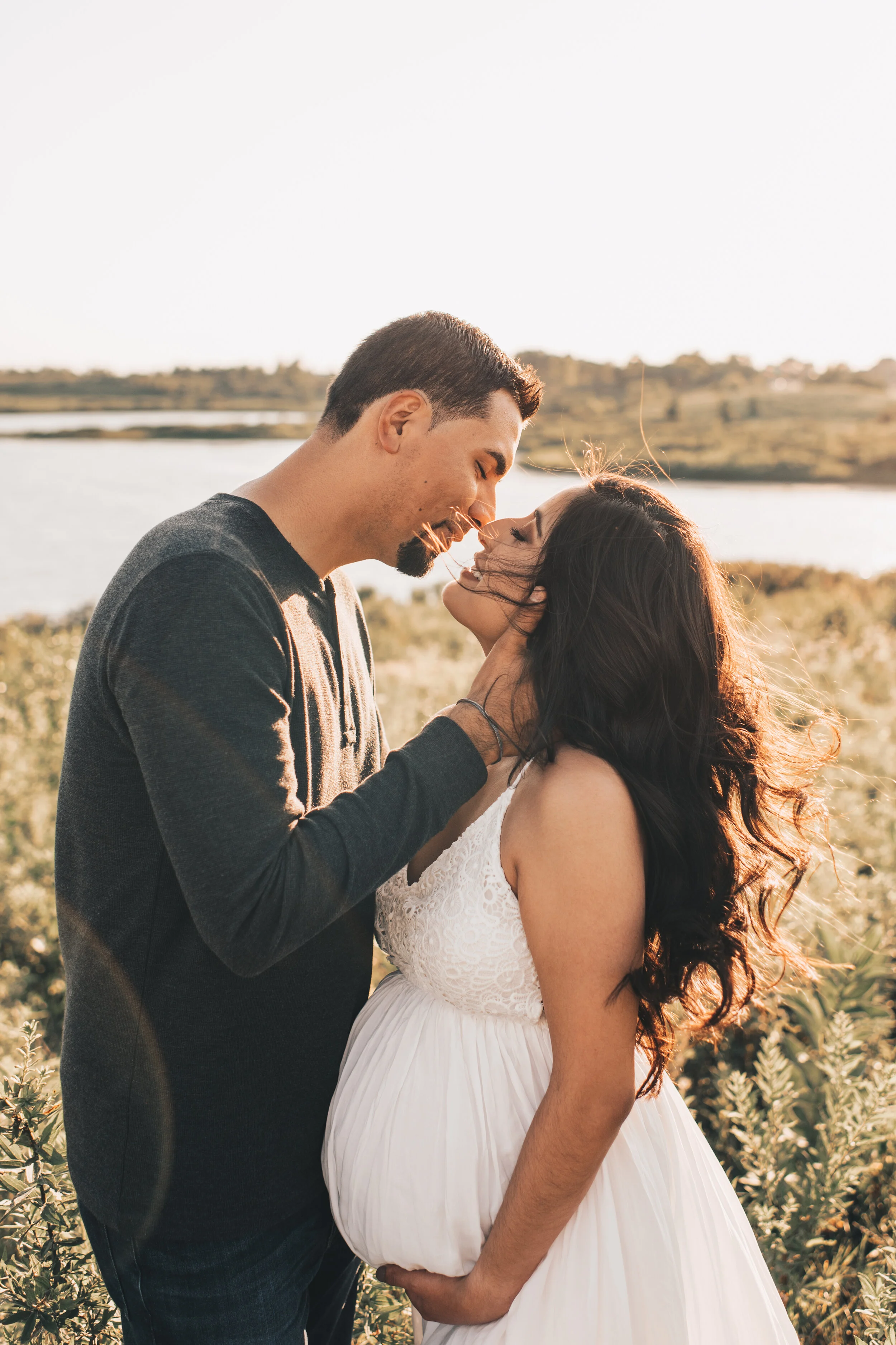 Summer Maternity Session // Naperville Wedding Photographer