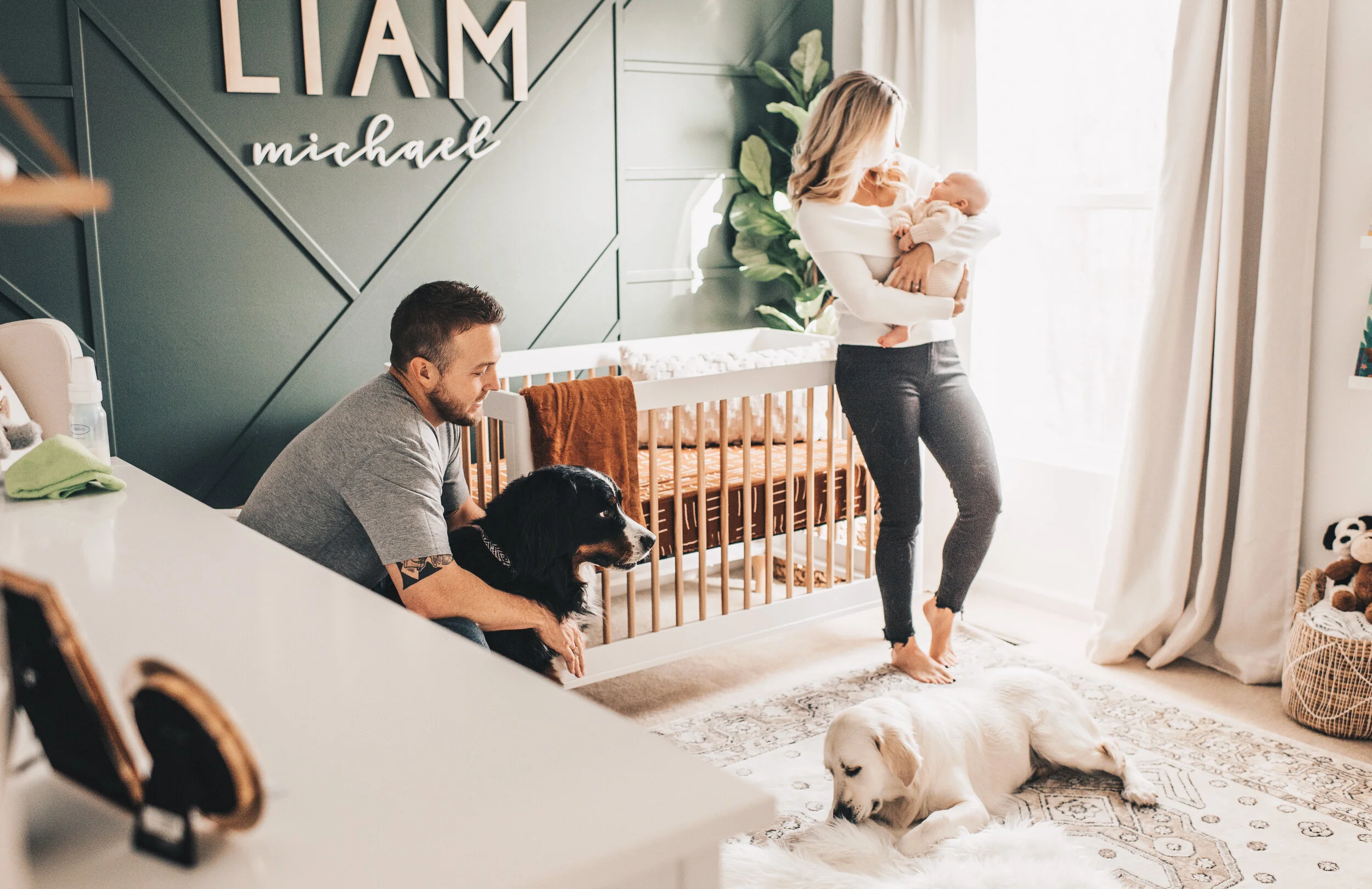 Cozy In-Home Newborn Photos // Naperville Newborn Photographer