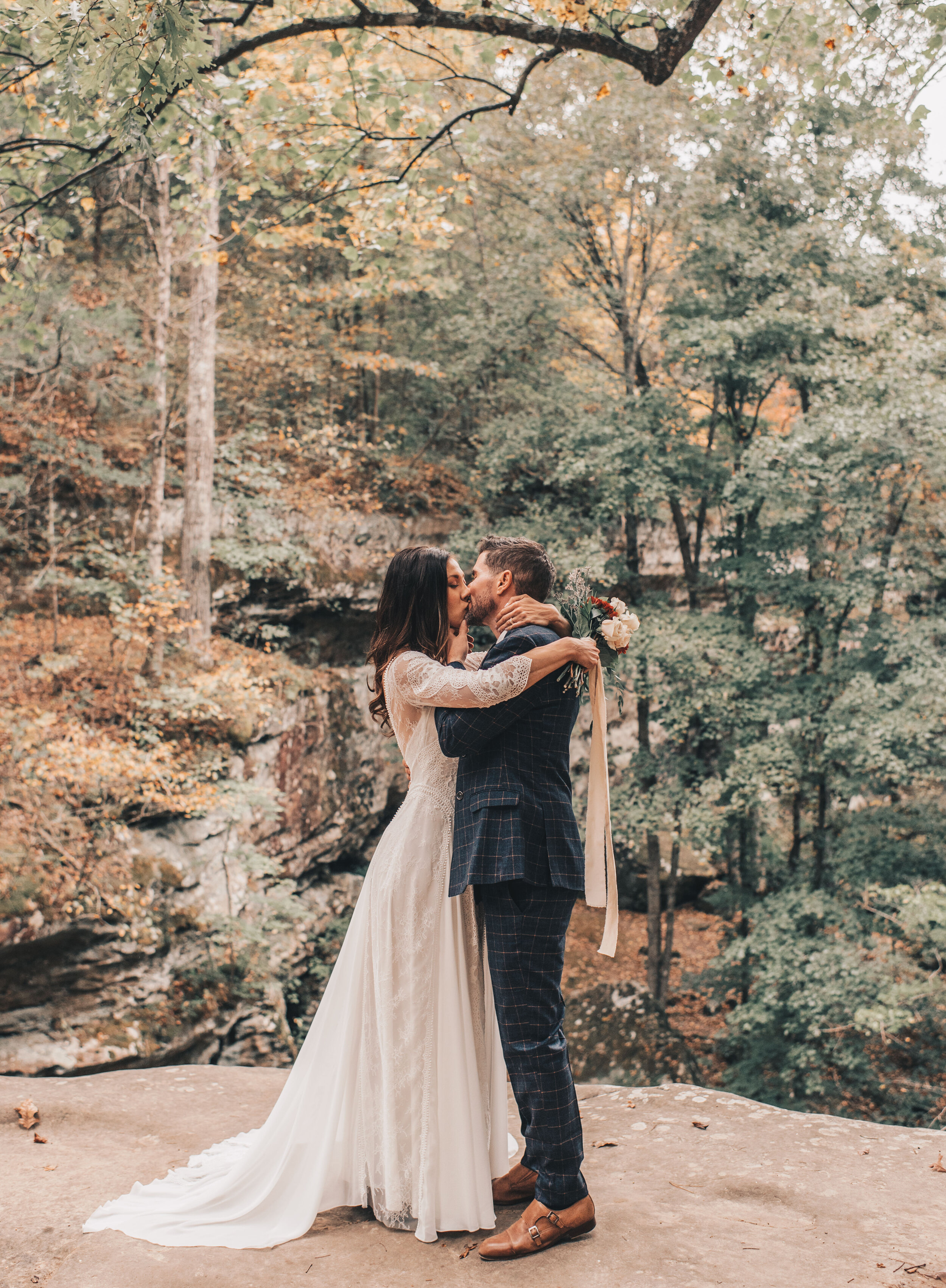 Garden of the Gods Herod Illinois Elopement, Garden of the Gods Herod Illinois Bride And Groom Photos, Adventurous Elopement, Mountain Adventurous Elopement, Illinois Wedding and Elopement