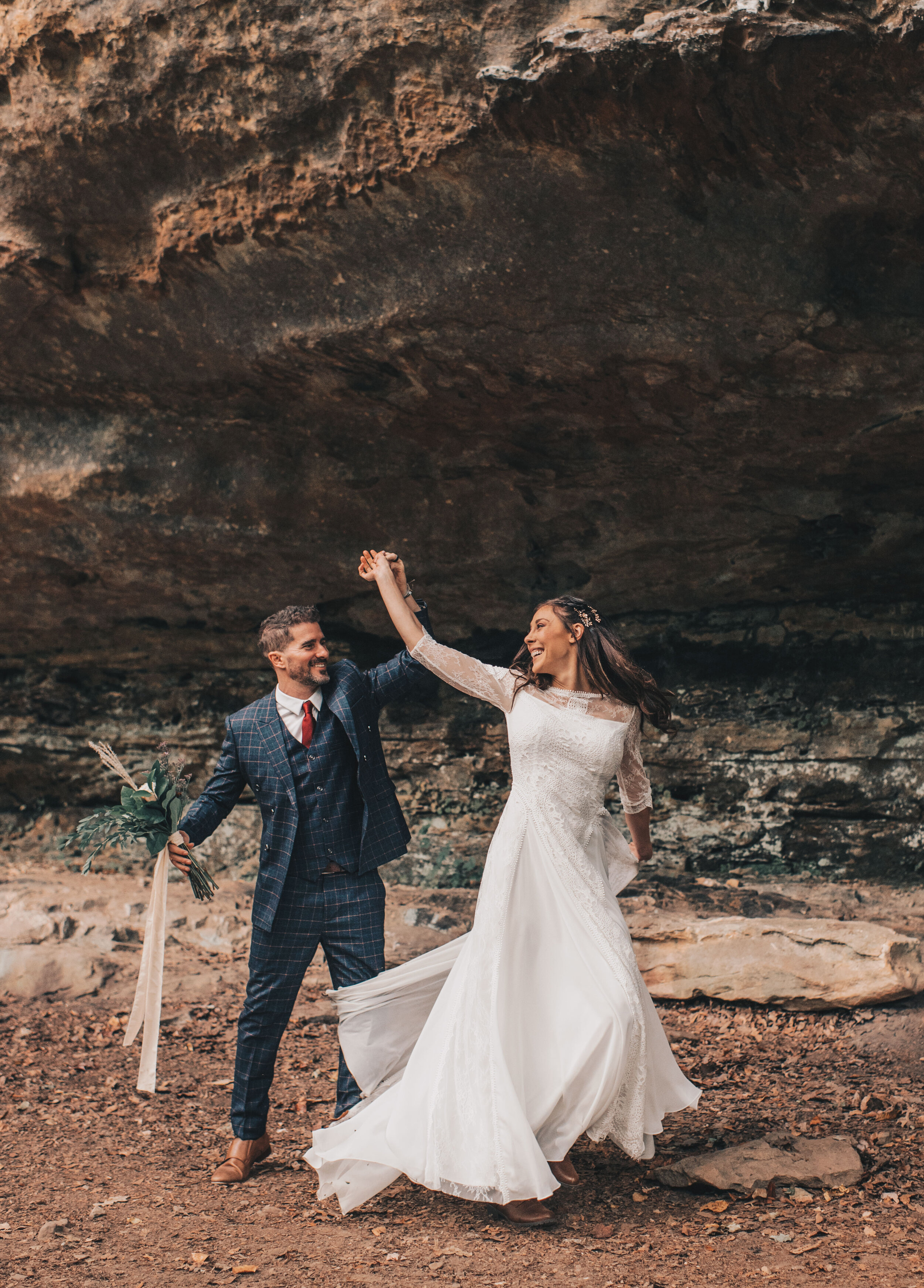 Garden of the Gods Herod Illinois Elopement, Garden of the Gods Herod Illinois Bride And Groom Photos, Adventurous Elopement, Mountain Adventurous Elopement, Illinois Wedding and Elopement