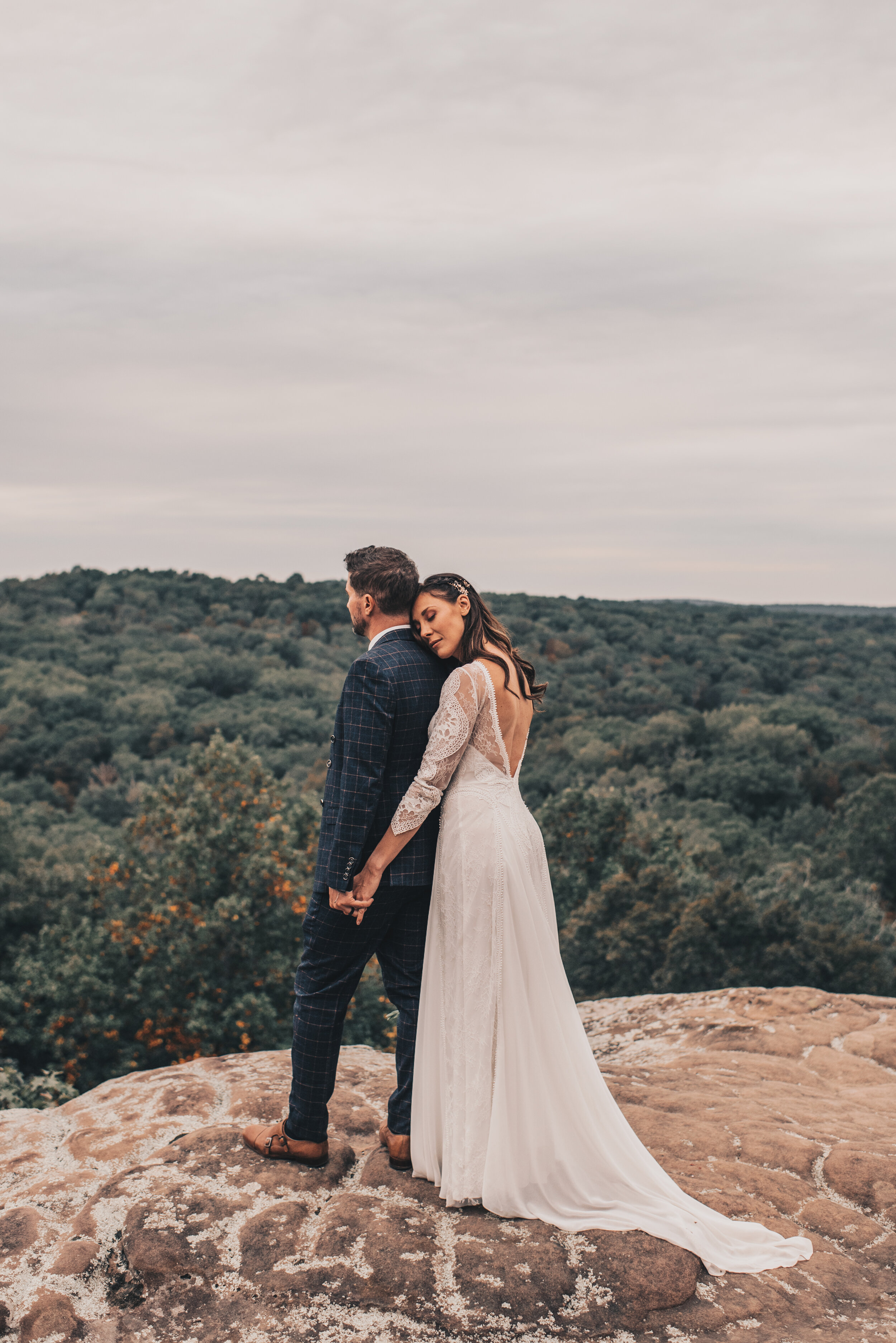 Garden of the Gods Herod Illinois Elopement, Garden of the Gods Herod Illinois Bride And Groom Photos, Adventurous Elopement, Mountain Adventurous Elopement, Illinois Wedding and Elopement