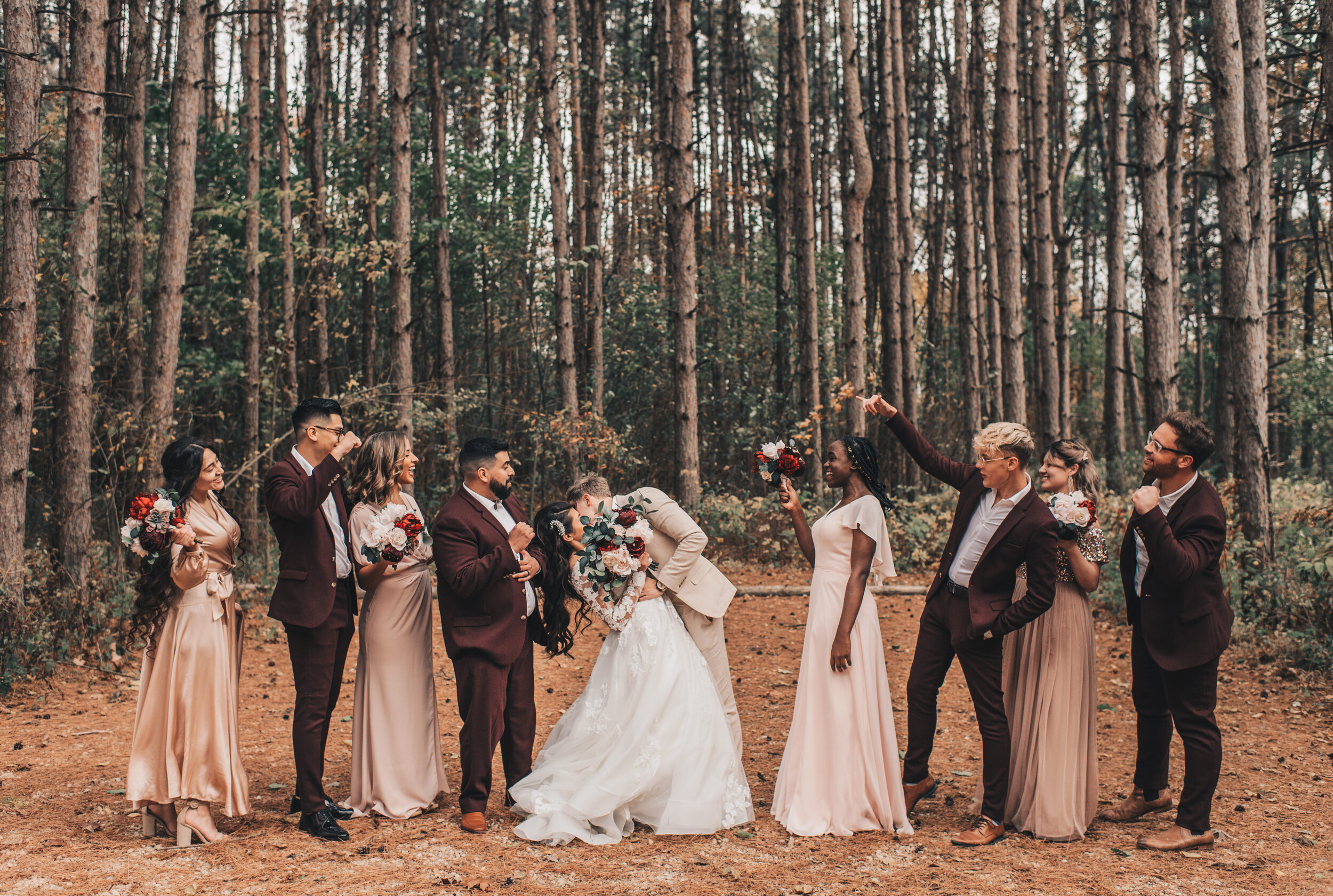 Wisconsin Wedding, Midwest Airbnb Wedding, Adventurous Airbnb Wedding, Outdoor Fall Modern Rustic Wedding, Wisconsin Photographer, Wisconsin Wedding Venue, Forest Pine Trees Bridal Party Photos