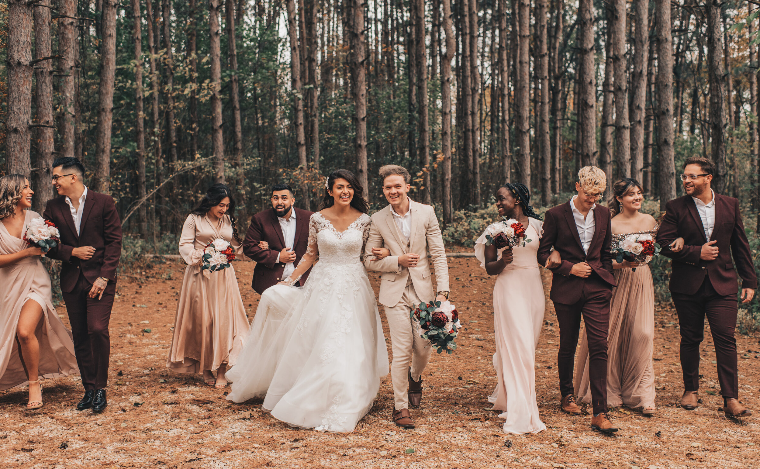 Wisconsin Wedding, Midwest Airbnb Wedding, Adventurous Airbnb Wedding, Outdoor Fall Modern Rustic Wedding, Wisconsin Photographer, Wisconsin Wedding Venue, Forest Pine Trees Bridal Party Photos