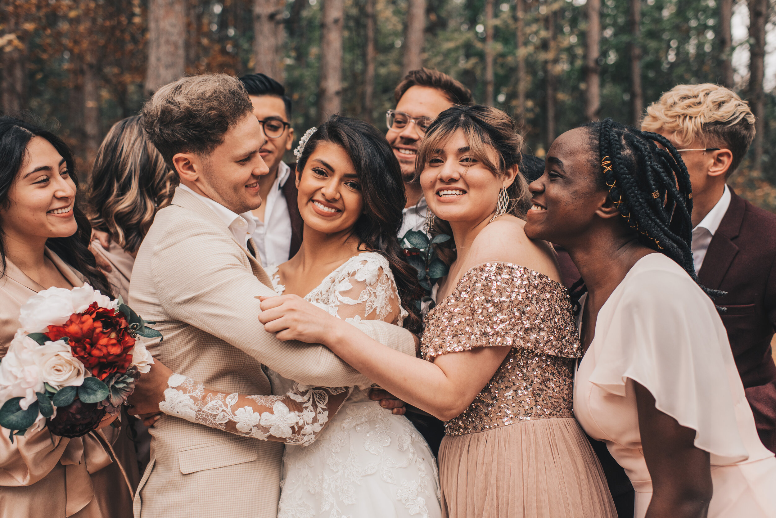 Wisconsin Wedding, Midwest Airbnb Wedding, Adventurous Airbnb Wedding, Outdoor Fall Modern Rustic Wedding, Wisconsin Photographer, Wisconsin Wedding Venue, Forest Pine Trees Bridal Party Photos