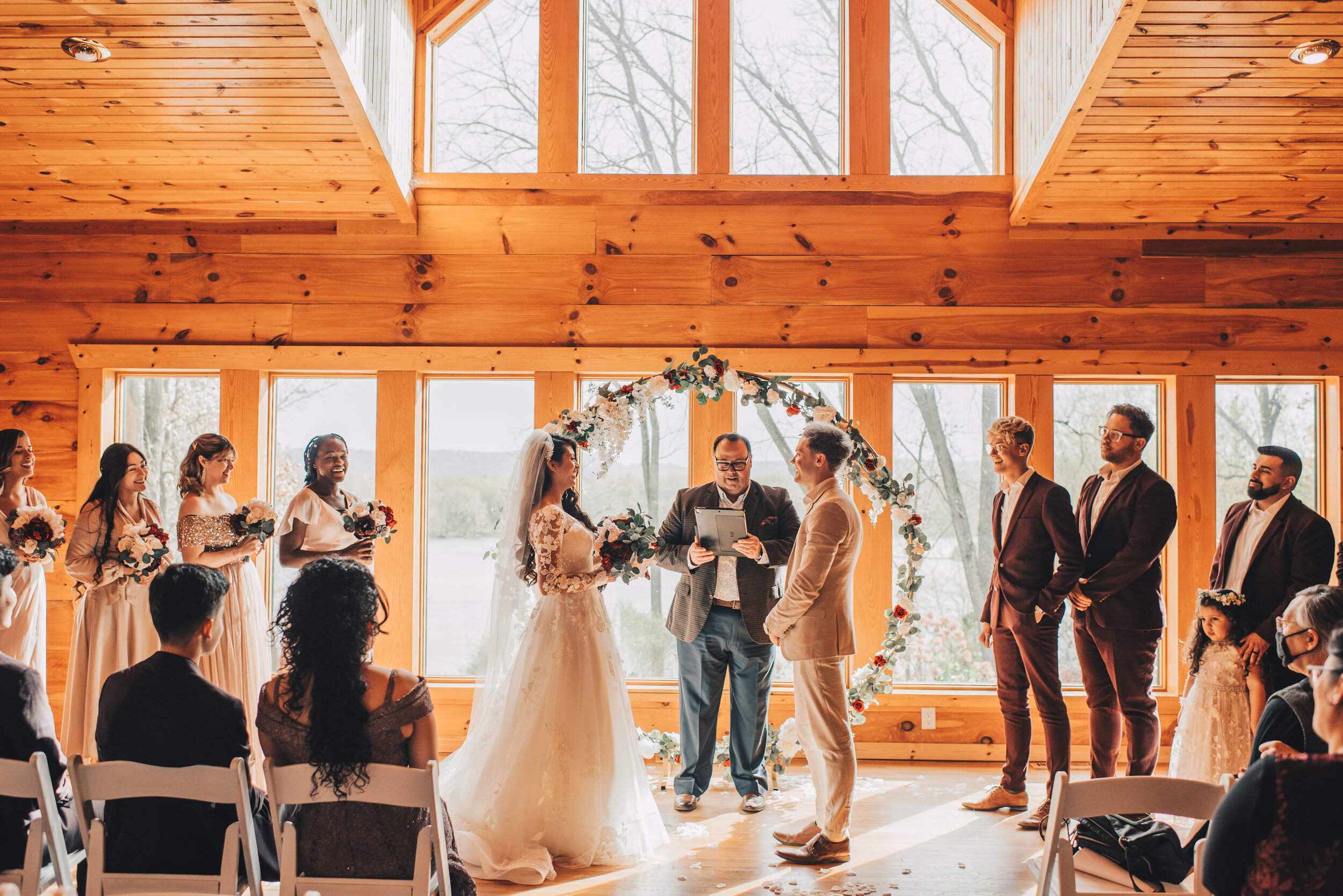 Wisconsin Wedding, Midwest Airbnb Wedding, Adventurous Airbnb Wedding, Outdoor Fall Modern Rustic Wedding, Wisconsin Photographer, Wisconsin Wedding Venue, Ceremony