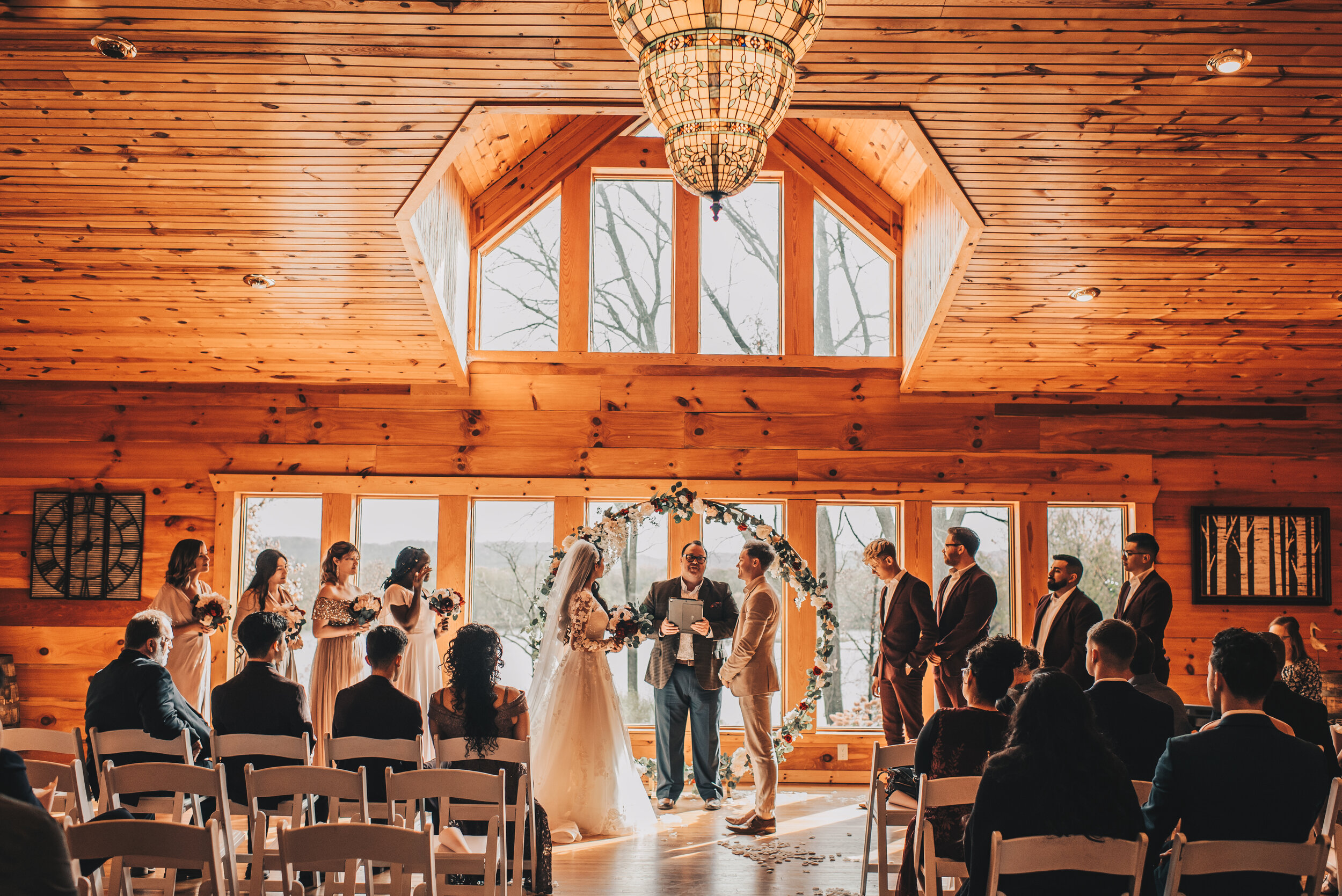 Wisconsin Wedding, Midwest Airbnb Wedding, Adventurous Airbnb Wedding, Outdoor Fall Modern Rustic Wedding, Wisconsin Photographer, Wisconsin Wedding Venue, Ceremony