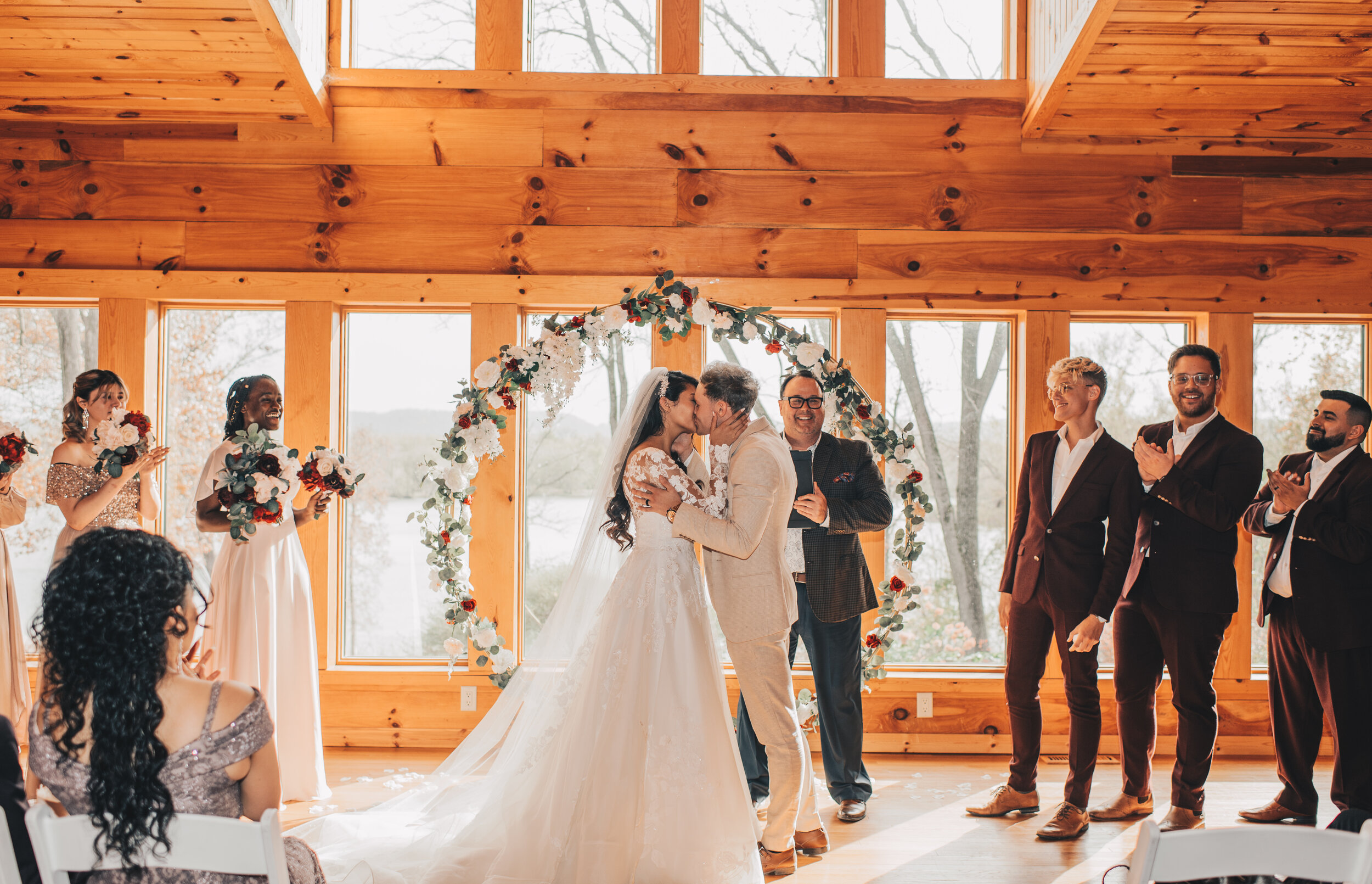Wisconsin Wedding, Midwest Airbnb Wedding, Adventurous Airbnb Wedding, Outdoor Fall Modern Rustic Wedding, Wisconsin Photographer, Wisconsin Wedding Venue, Ceremony