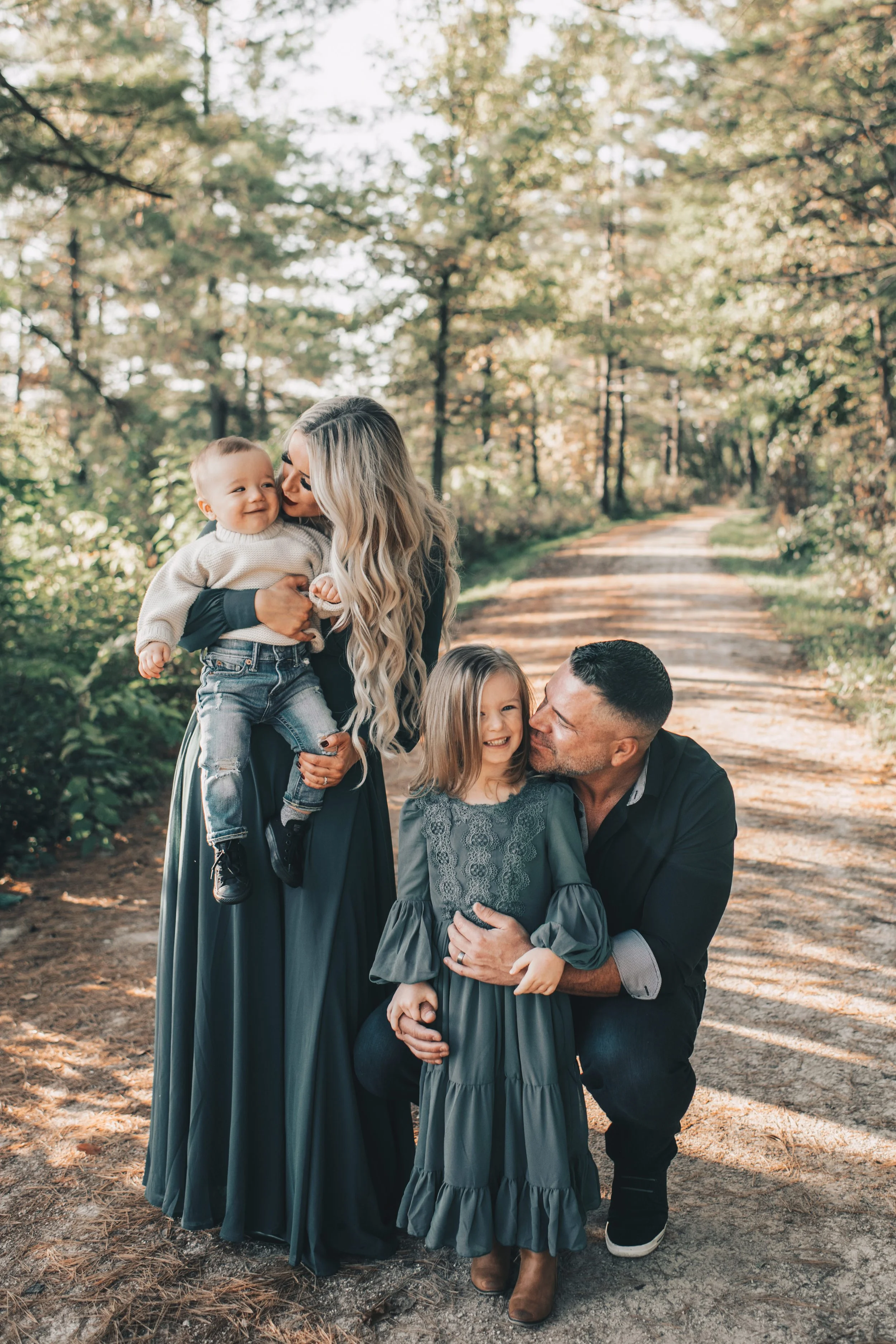 Family Fall Session 2021 - 13.jpg