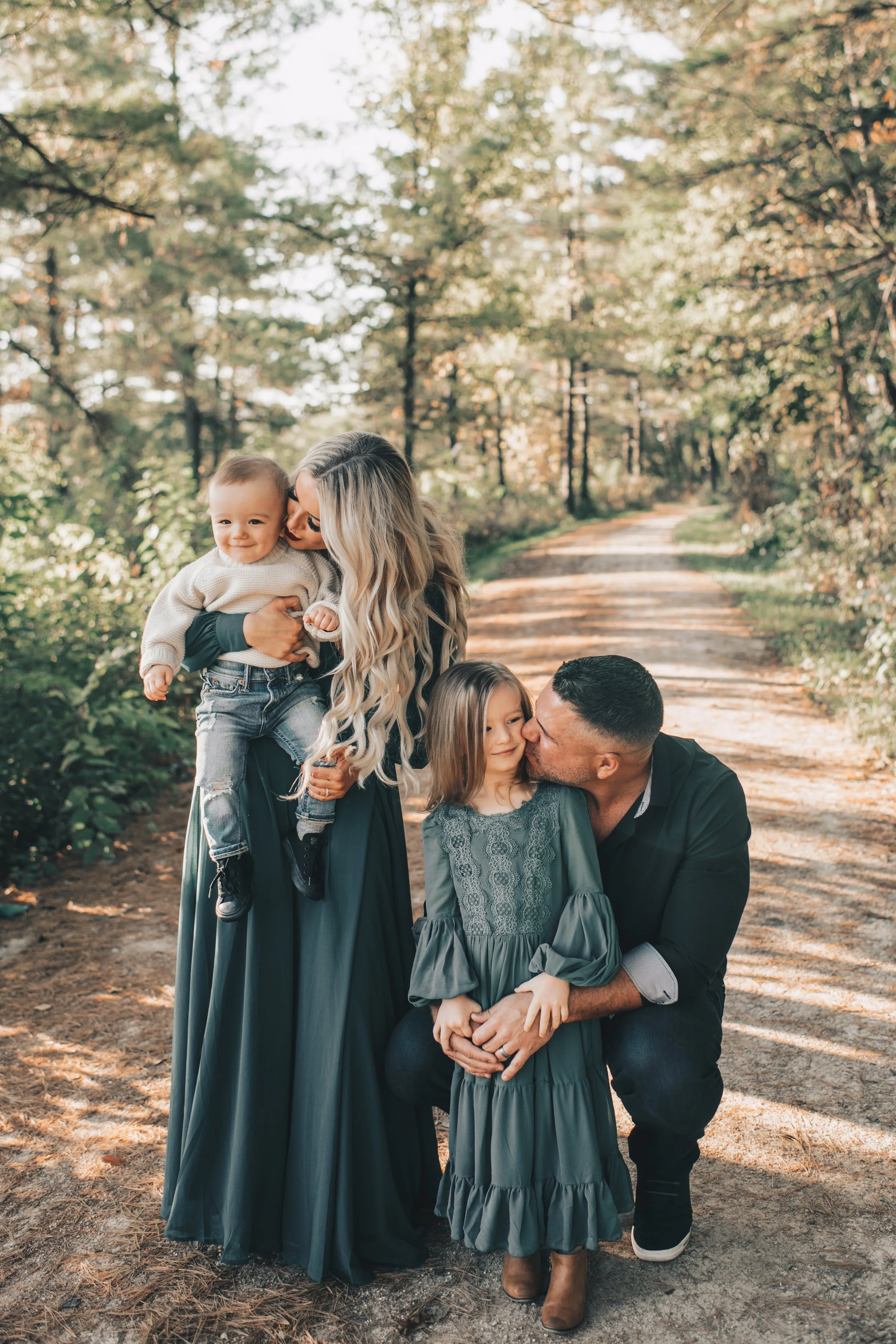 Family Fall Session 2021 - 11.jpg