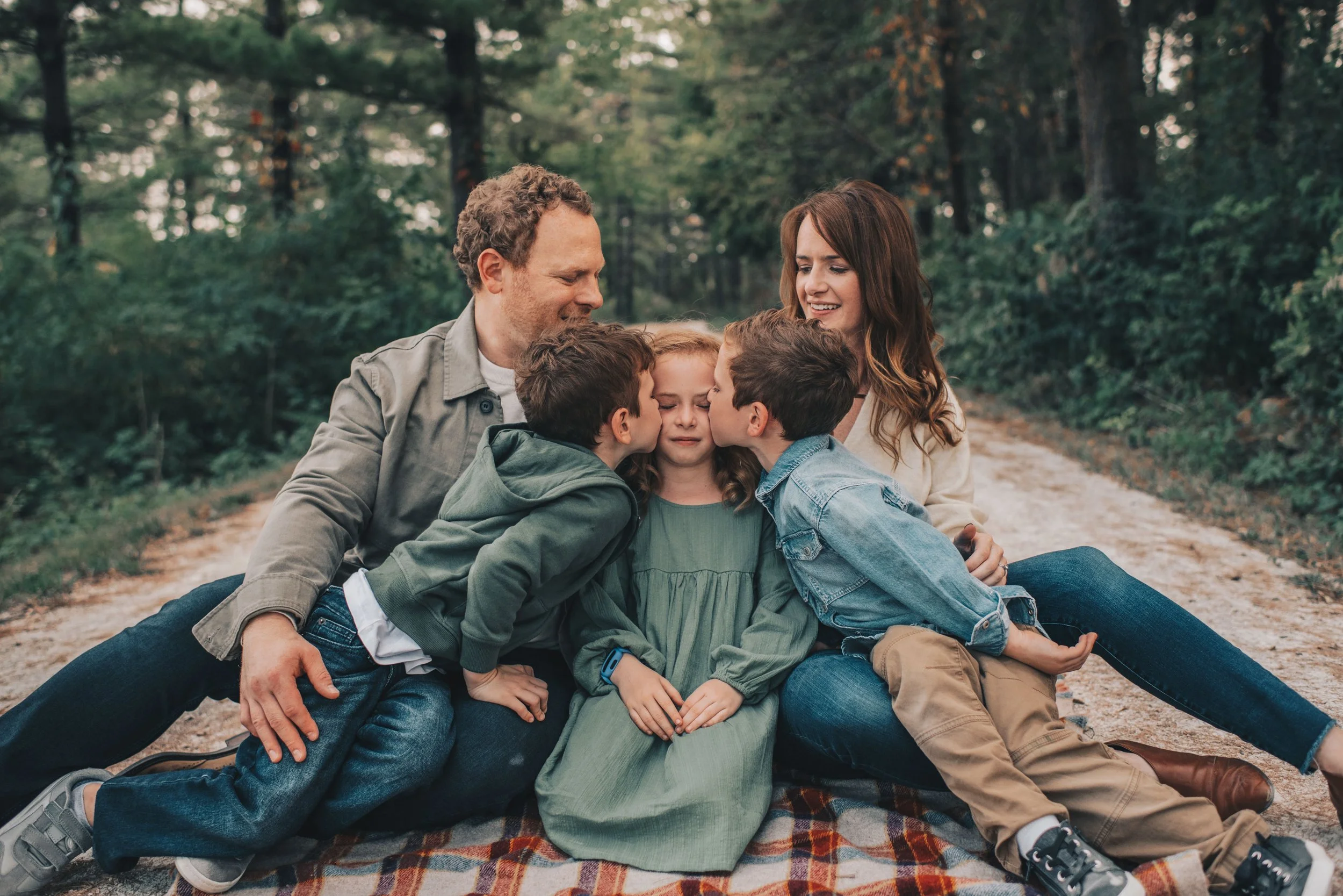 Family Fall Mini Session 2021 - 99.jpg