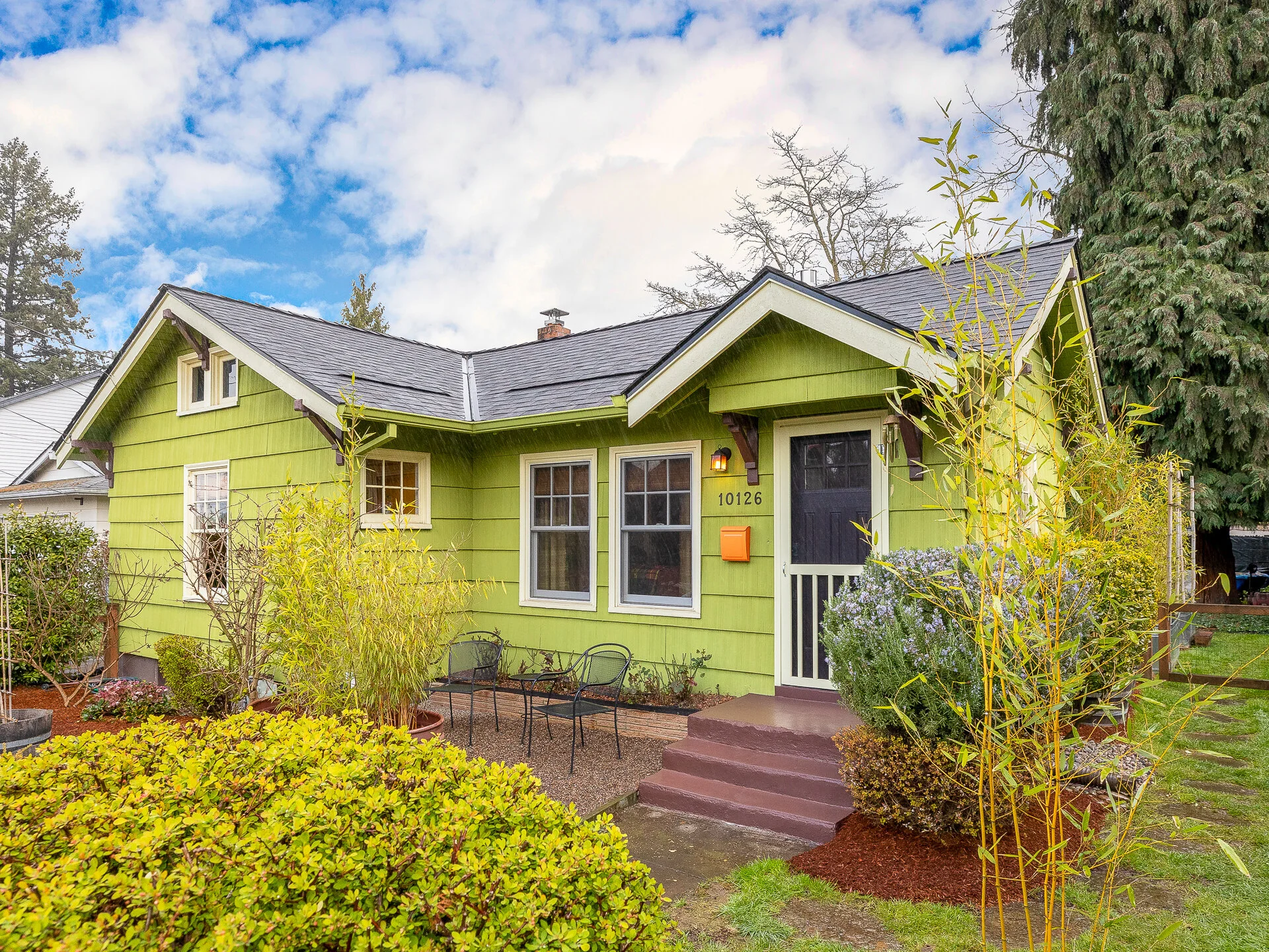 New Listing - Sweet Calhoun Avenue