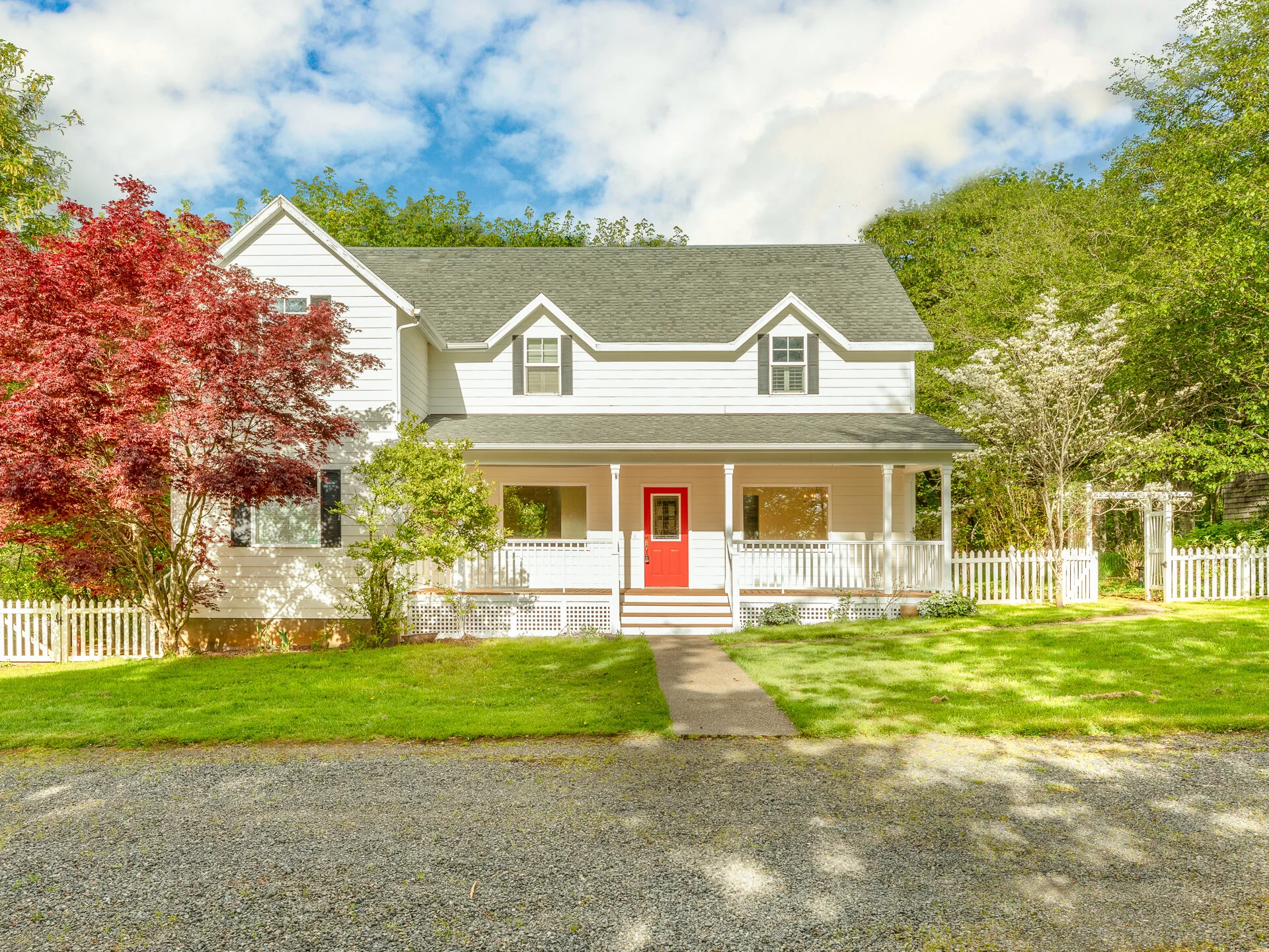 New Listing - Dream Work From Home Property
