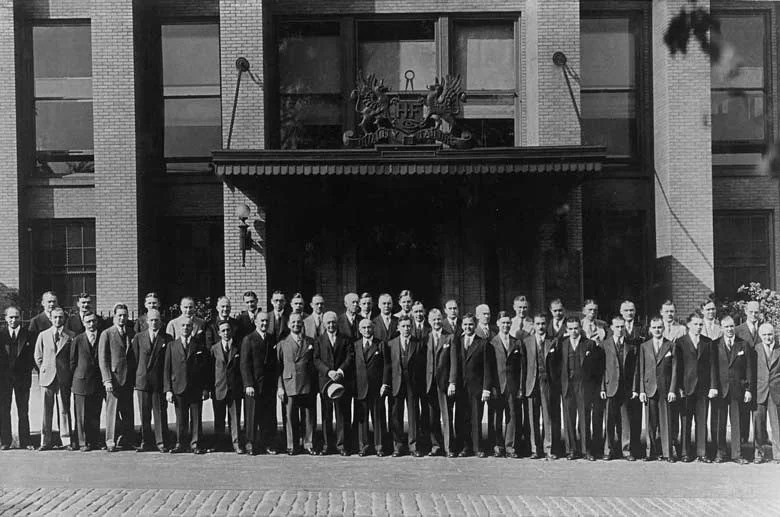 THE TEMPLE That's what everyone calls it: the Temple to Fine Tailoring. Two young entrepreneurs named Jacob Freeman and Jeremiah Hickey built it in the early years of the 20th century. Their plan was to bring high-quality hand-tailoring to men from coast to coast. As they envisioned it, a Hickey Freeman suit would be a testament to both the delicate artistry of hand-craftsmanship and the steady consistency of modern technology. Their idea turned into an epic American success story. Men of style and achievement have, for generation after generation, turned to Hickey Freeman for authenticity and quality, elegance and innovation. They still do.