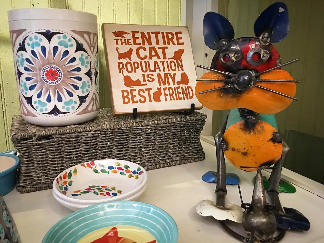 pet-merchandise-cats.jpg