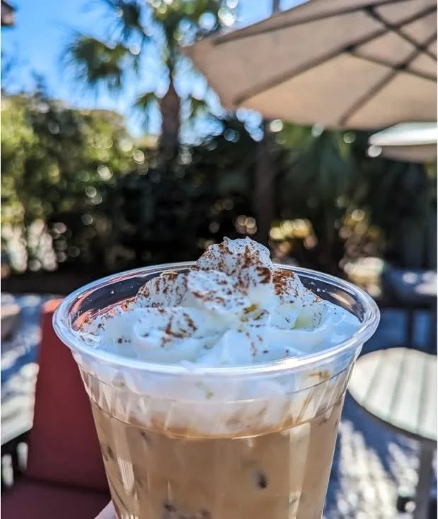 Headed to Celebration Park with the kids this week? Fuel up your excitement with a quick coffee grab on the way! ☕🎉

#watusi #hiltonheadbrunch #hiltonheadislandbrunch #hiltonheadisland #hhi #hiltonheadcoffee #blufftonbrunch #watusicafe