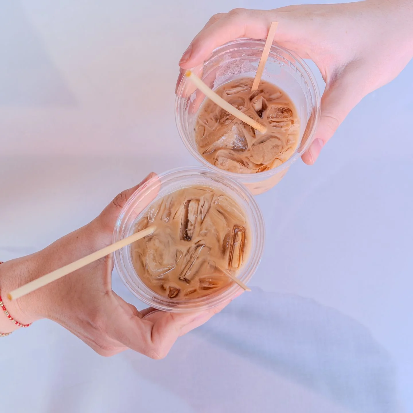 On your way to the beach? We&rsquo;ve got your coffee ready ☀️☕

Quick stop. Great coffee.

#hiltonheadcoffee #colignybeach #hiltonheadbreakfast #hiltonheadlunch #coffeeshophiltonhead #beachcoffee