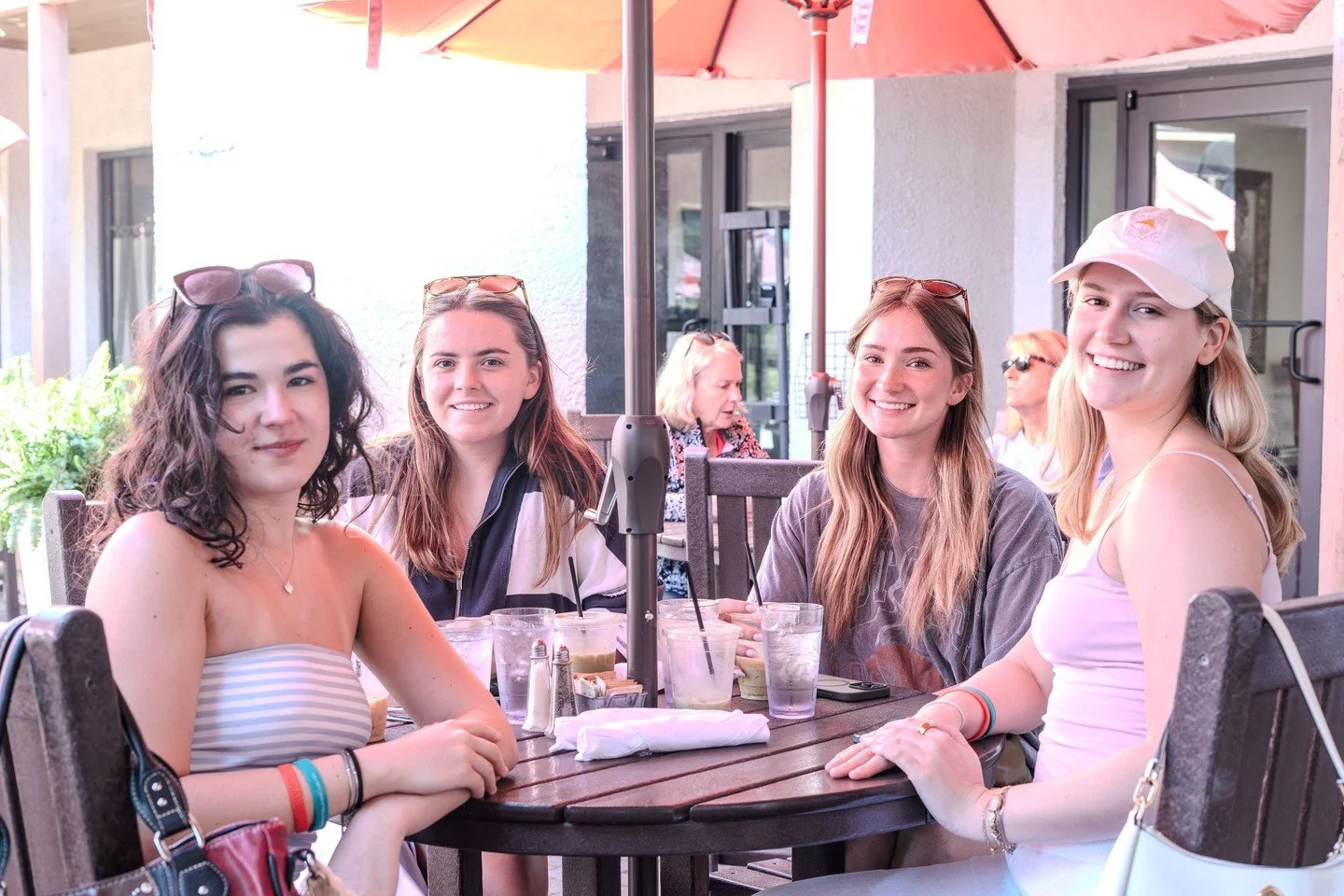 Spring break plans? We&rsquo;ve got the whole group covered ☀️

From gluten-free options to vegetarian favorites (and plenty for everyone in between), there&rsquo;s something for every seat at the table.

#HiltonHeadIsland #SpringBreakHHI #HHIfood #g