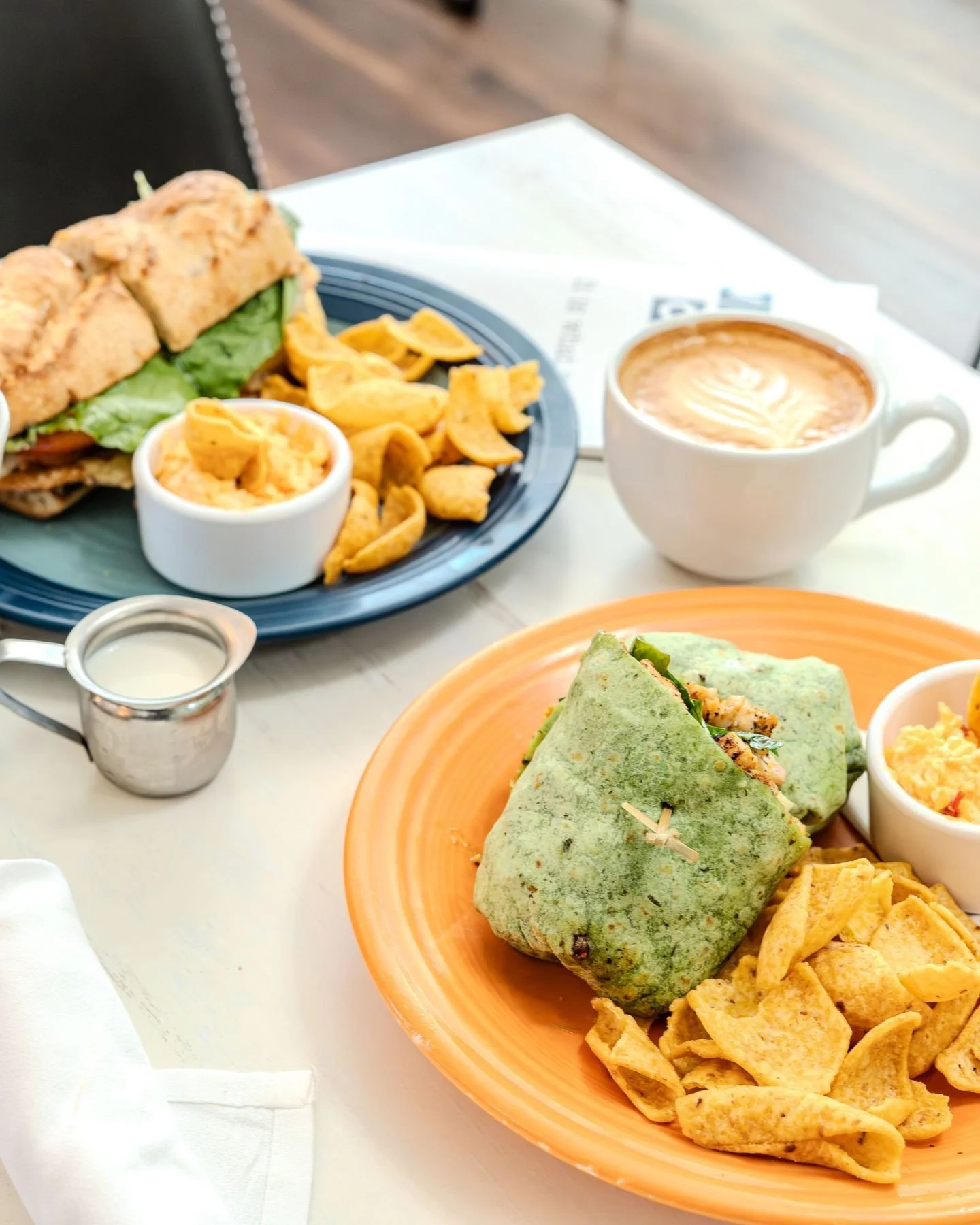 ⛳️ Grab a wrap, sandwich, or all-day breakfast at Watusi before watching golf this weekend! 

#RBCHeritage #EatLocal #WatusiCafe #HiltonHeadEats #BrunchAllDay