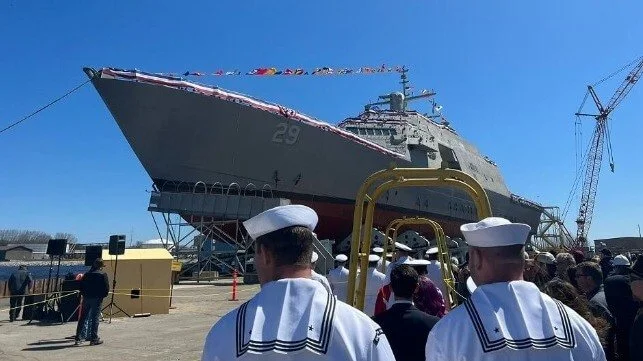 Video: Second-to-Last Freedom-Class LCS Launched at Marinette