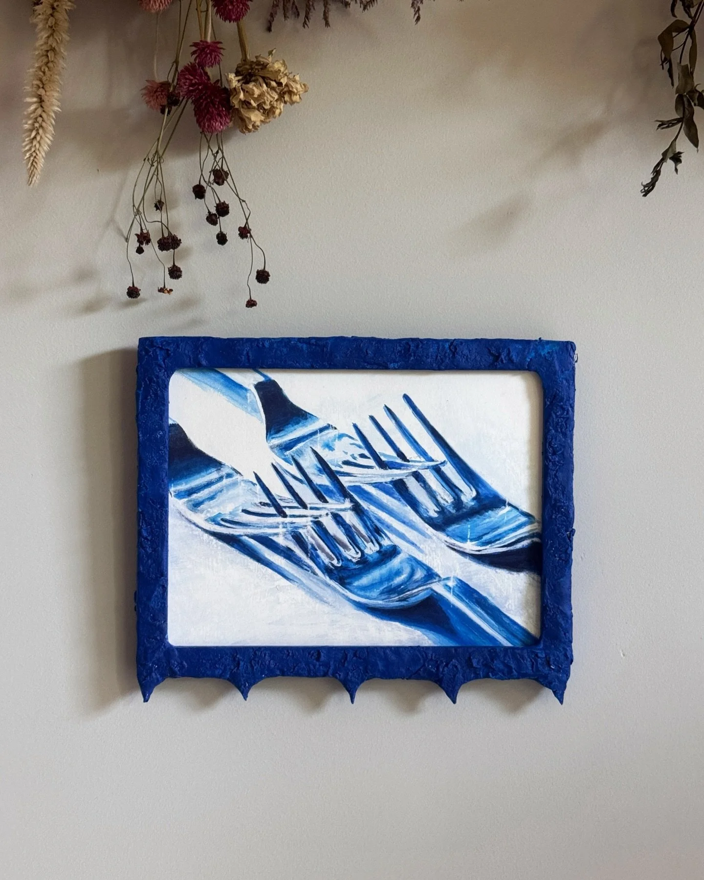 !!! raffle raffle raffle !!! 
for my beloved Chicken 🖤
1 of 1  6x8in print on 60lb matte paper of an original painting in a handmade ceramic frame 

$5 = 1 ticket entry, $20 = 5 tickets! 
To enter &mdash; 
1. venmo link in bio, use a random emoji as