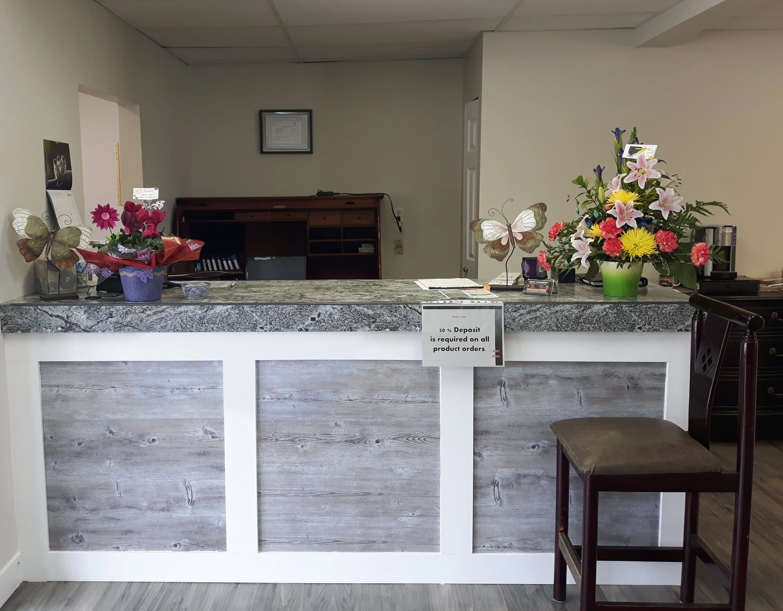 Front desk.jpg