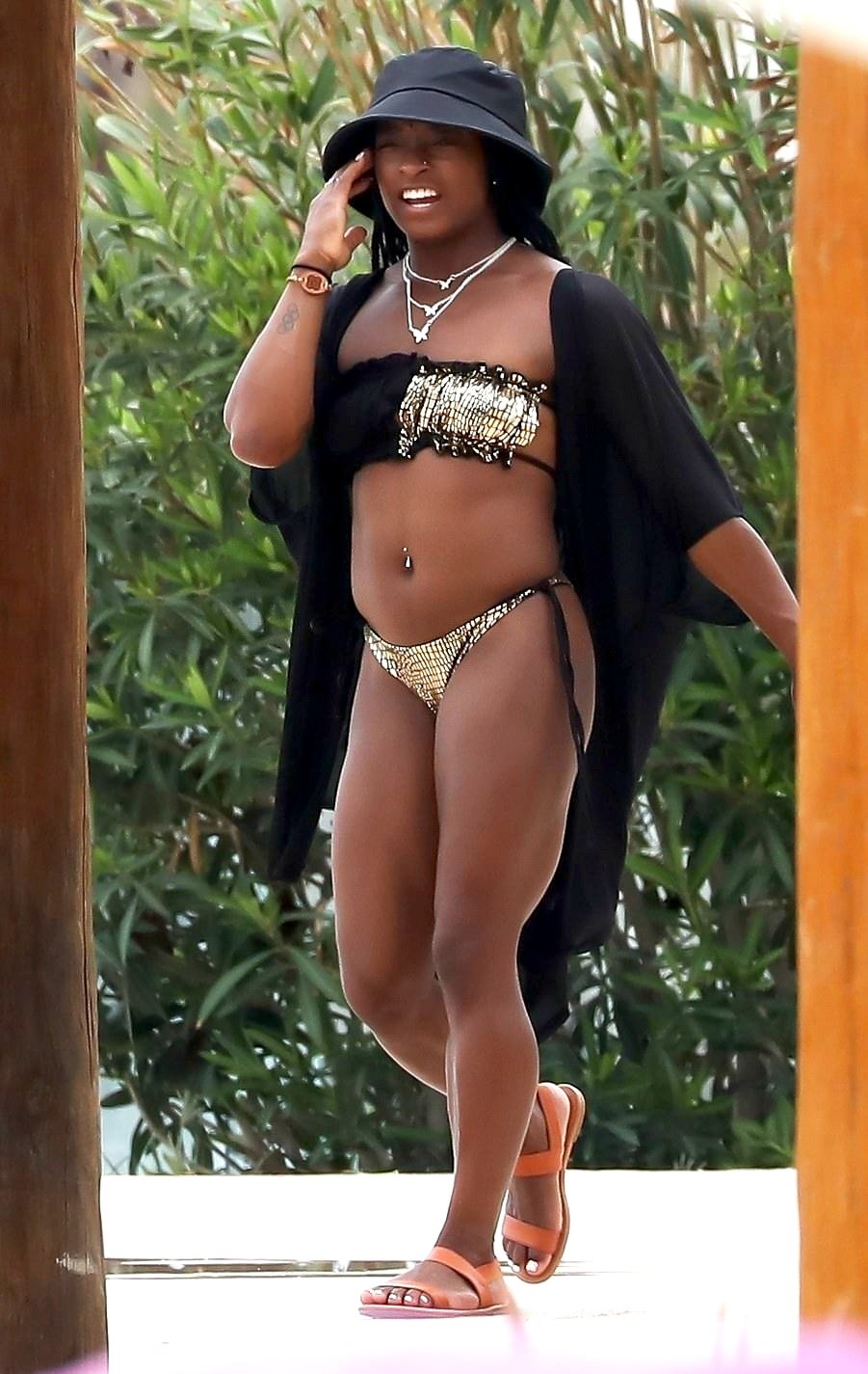 Beautiful Calves of Simone Biles