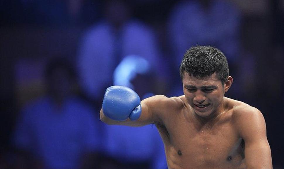 'Paco' Valcárcel abre las puertas de la OMB a Román 'Chocolatito' González .jpg