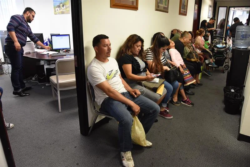 Más de 25.000 salvadoreños renuevan TPS a menos de un mes para fin de plazo .jpg