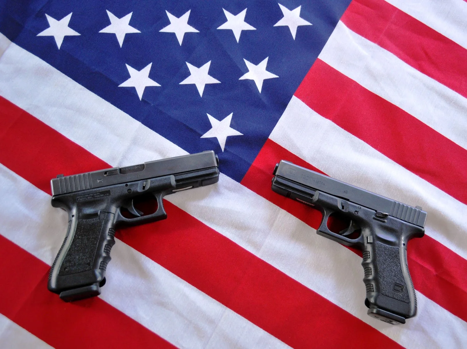 Guns_US_Flag.jpg