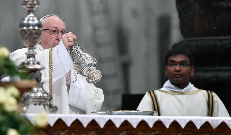 El papa Francisco dice que se operará de cataratas el próximo año .jpg