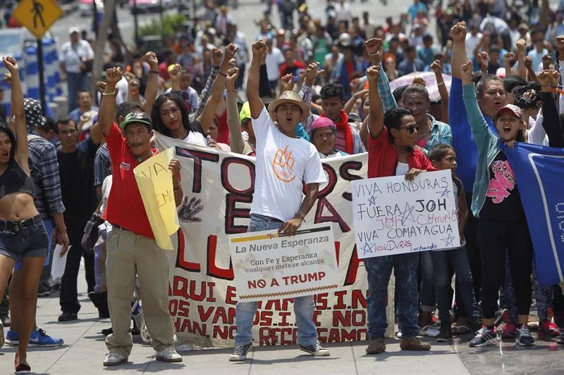 Caravana de migrantes centroamericanos llega a su destino, Ciudad de México .jpg