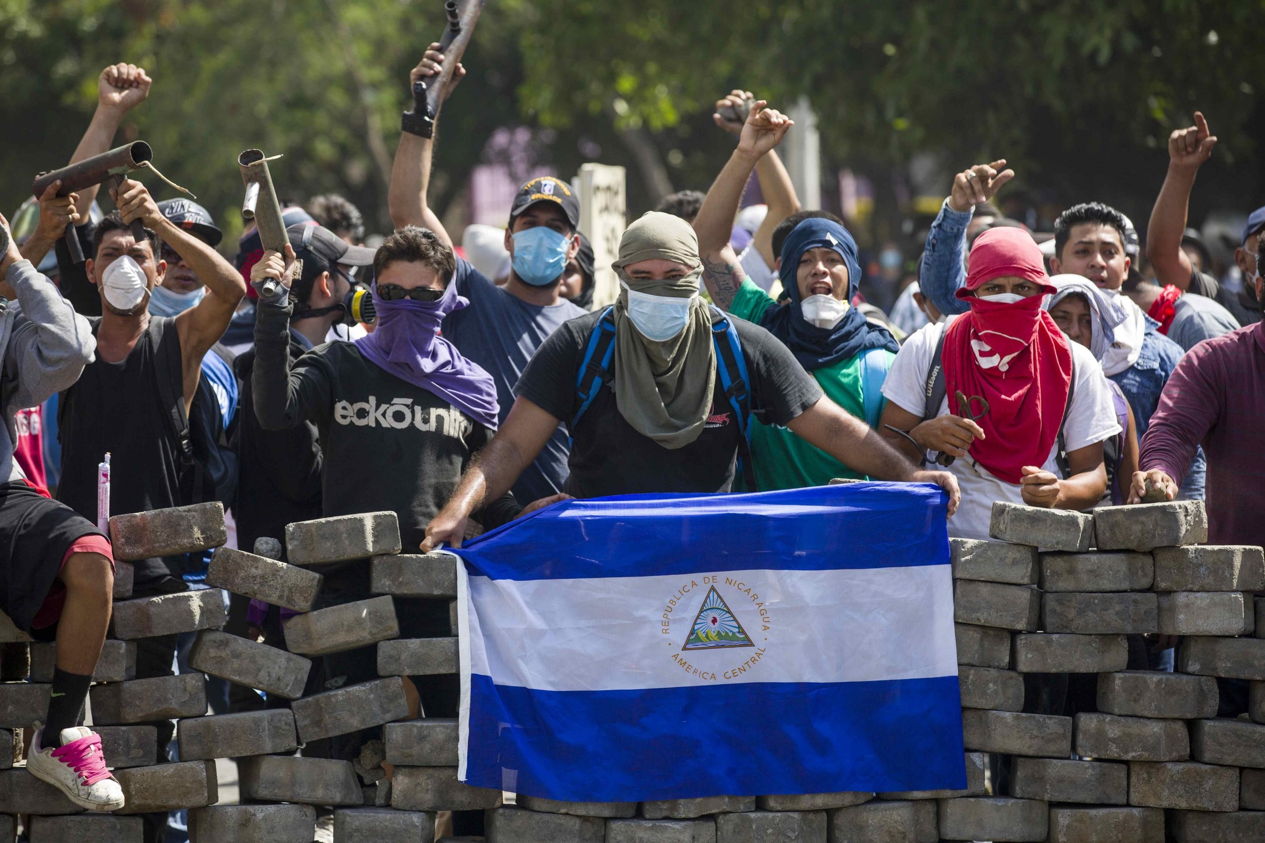 caras diabólicas.jpg