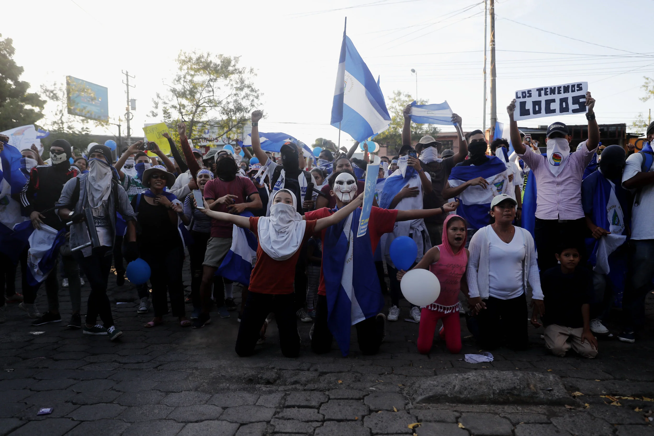 Nicaragua Apunta dispara.jpg