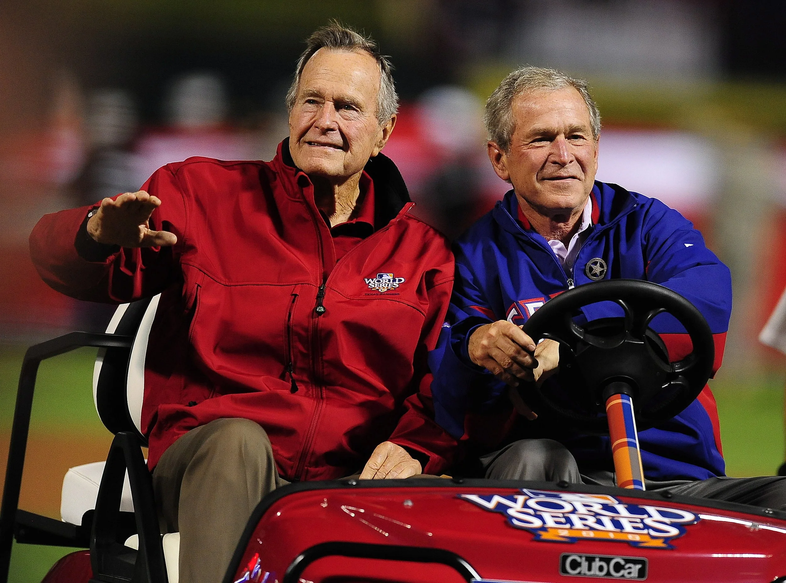 DEPORTES - BUSH.jpg
