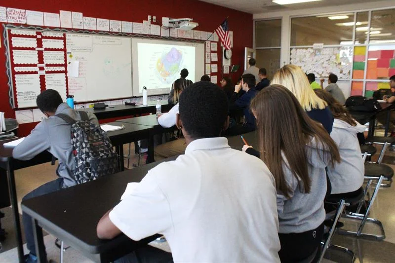 az edu.jpg